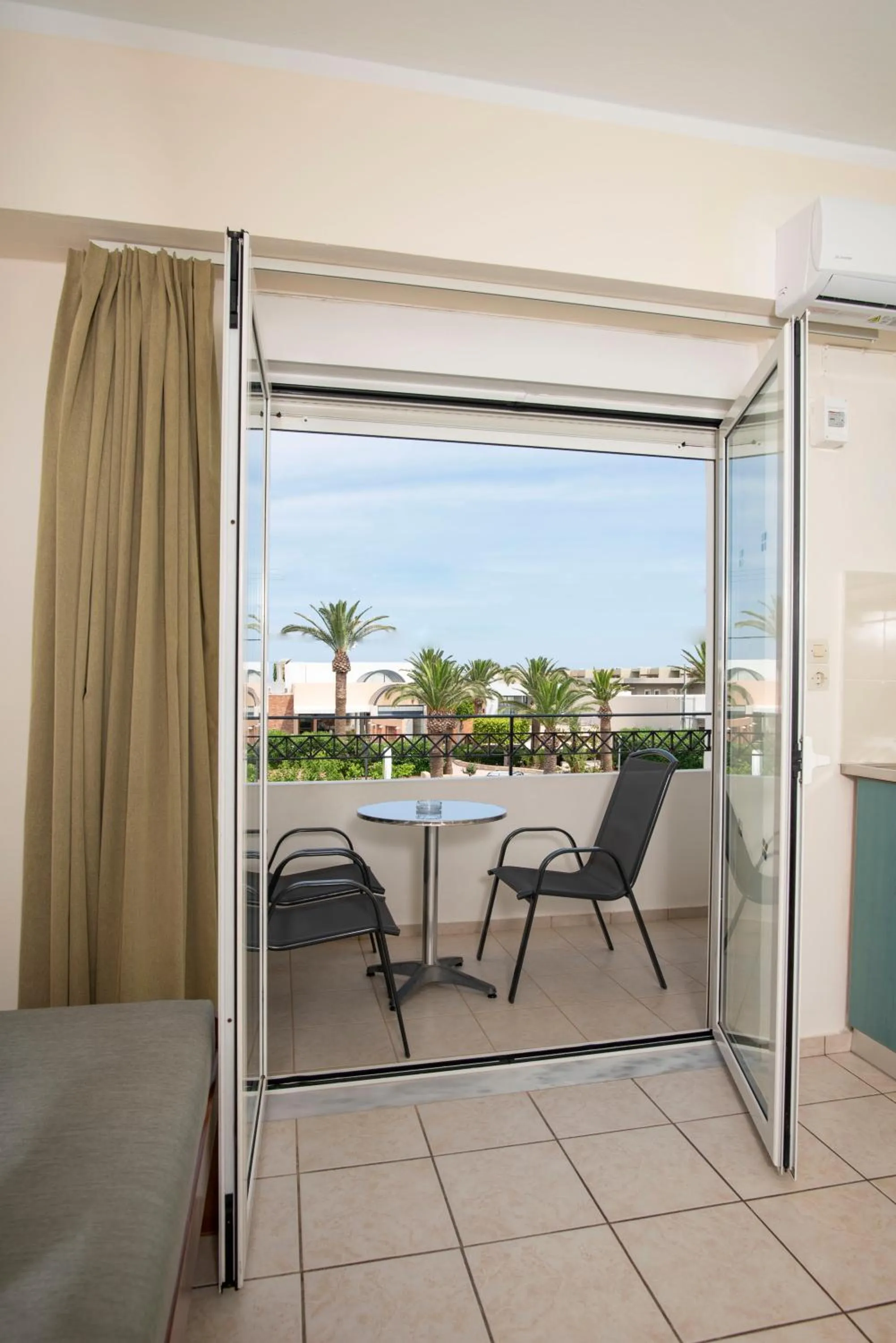 Matthias Hotel Apartments