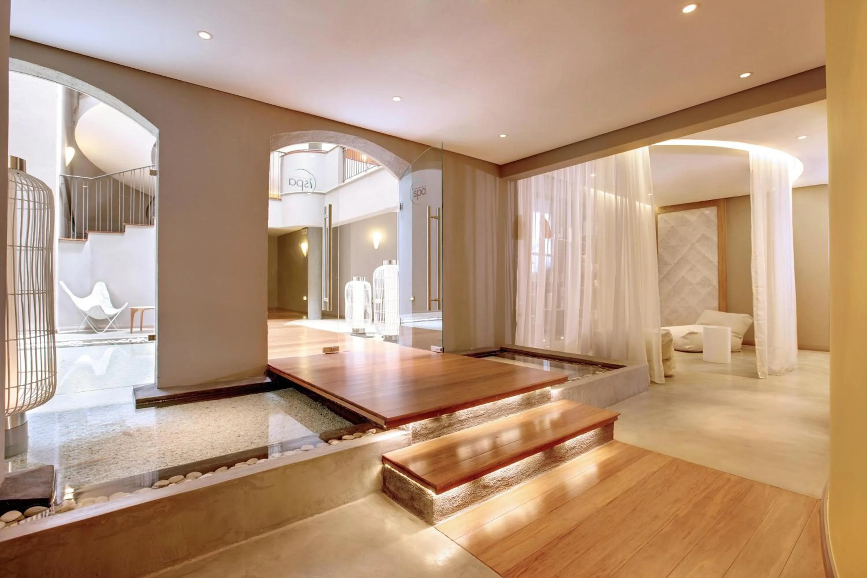 Spa and wellness centre/facilities, Bed in The Address Boutique Hotel