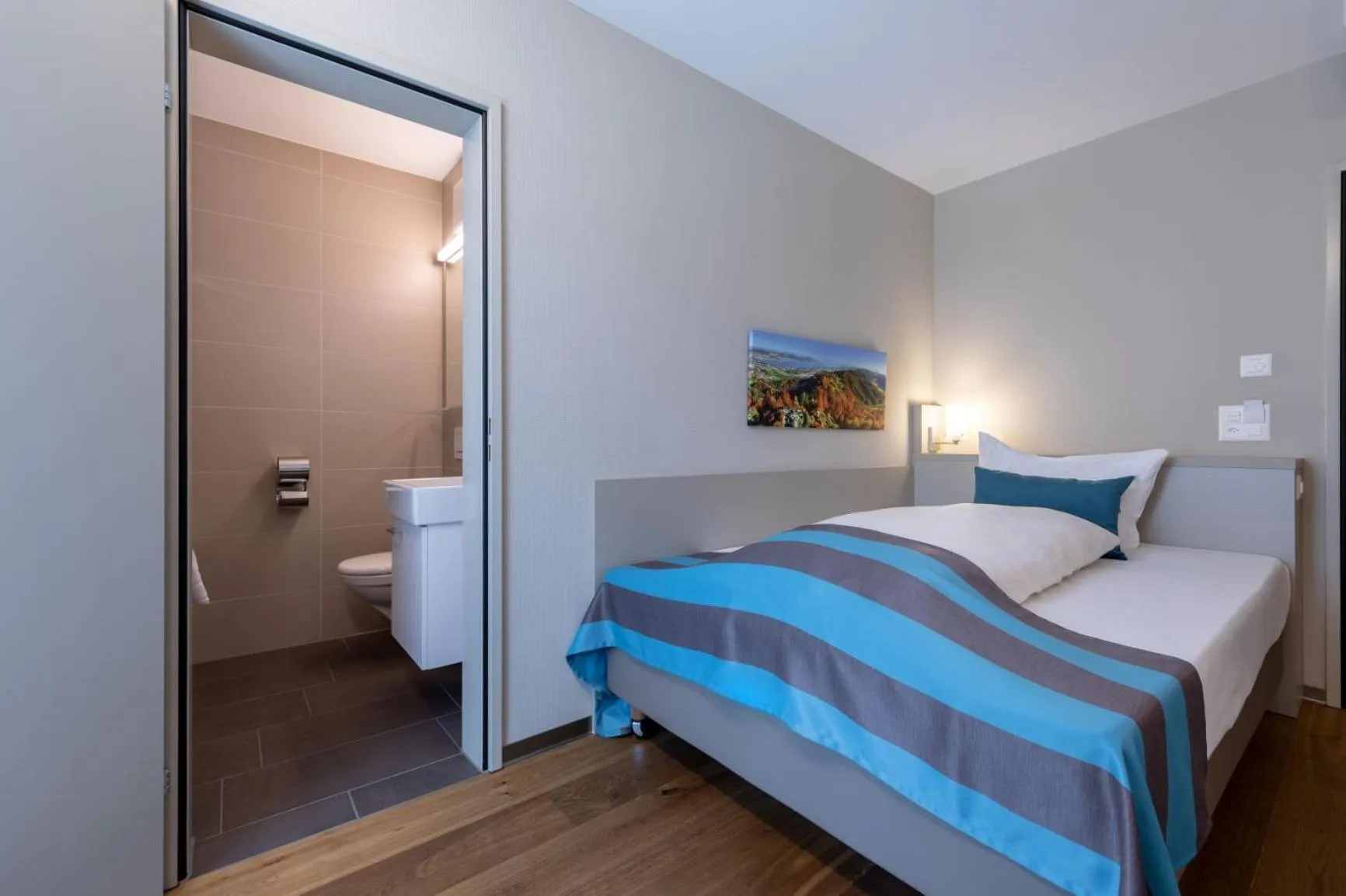 Bed in Trip Inn Zurich Hotel