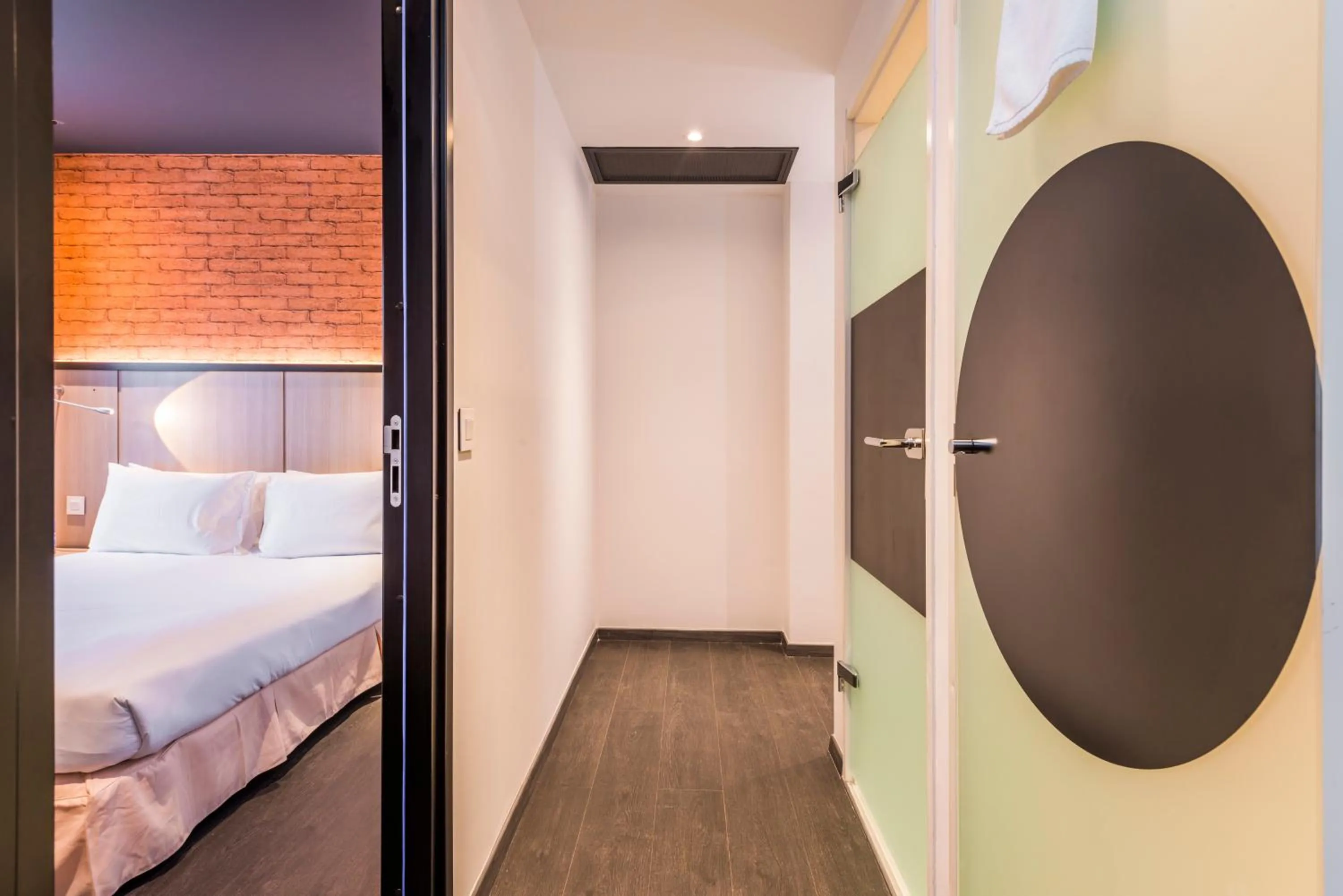 Bathroom, Bed in Onomo Hotel Kigali