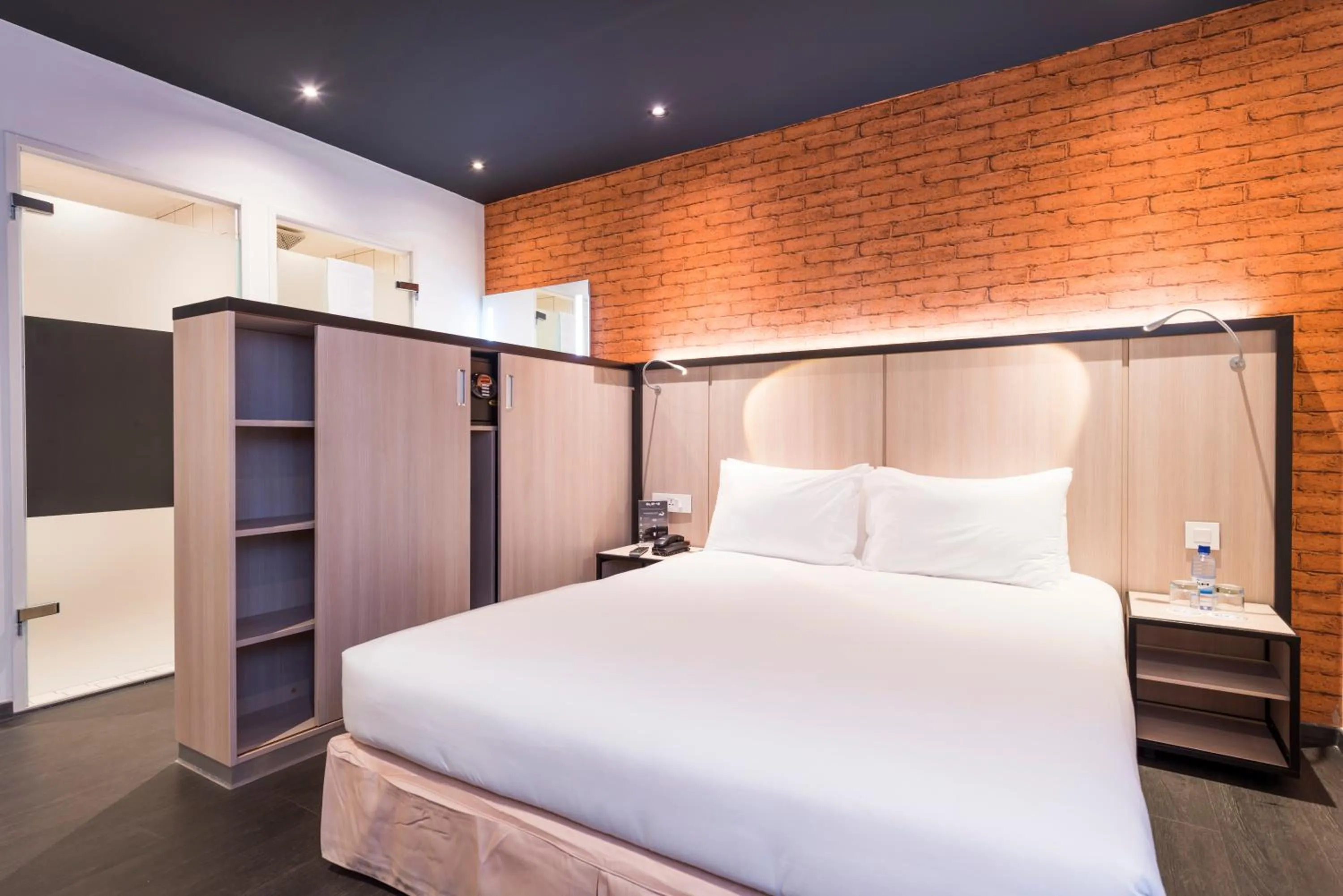 Bed in Onomo Hotel Kigali