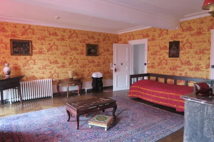 Bed in Château de Vitry-la-Ville
