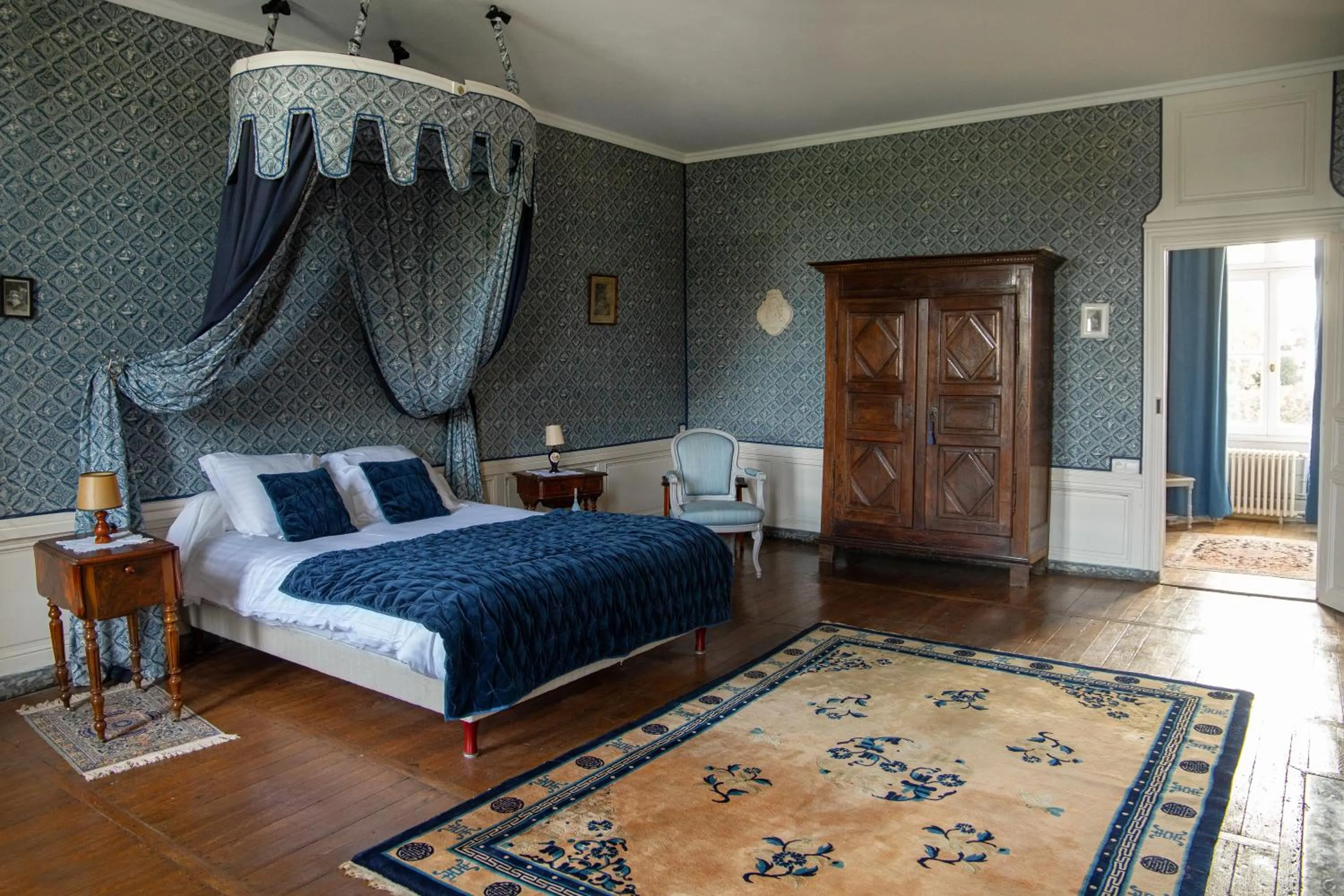 Bed in Château de Vitry-la-Ville