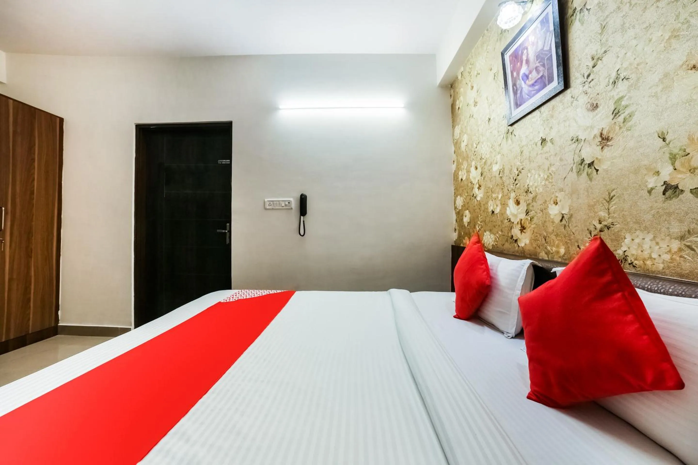 Bedroom in Hotel O AARAV HOTEL