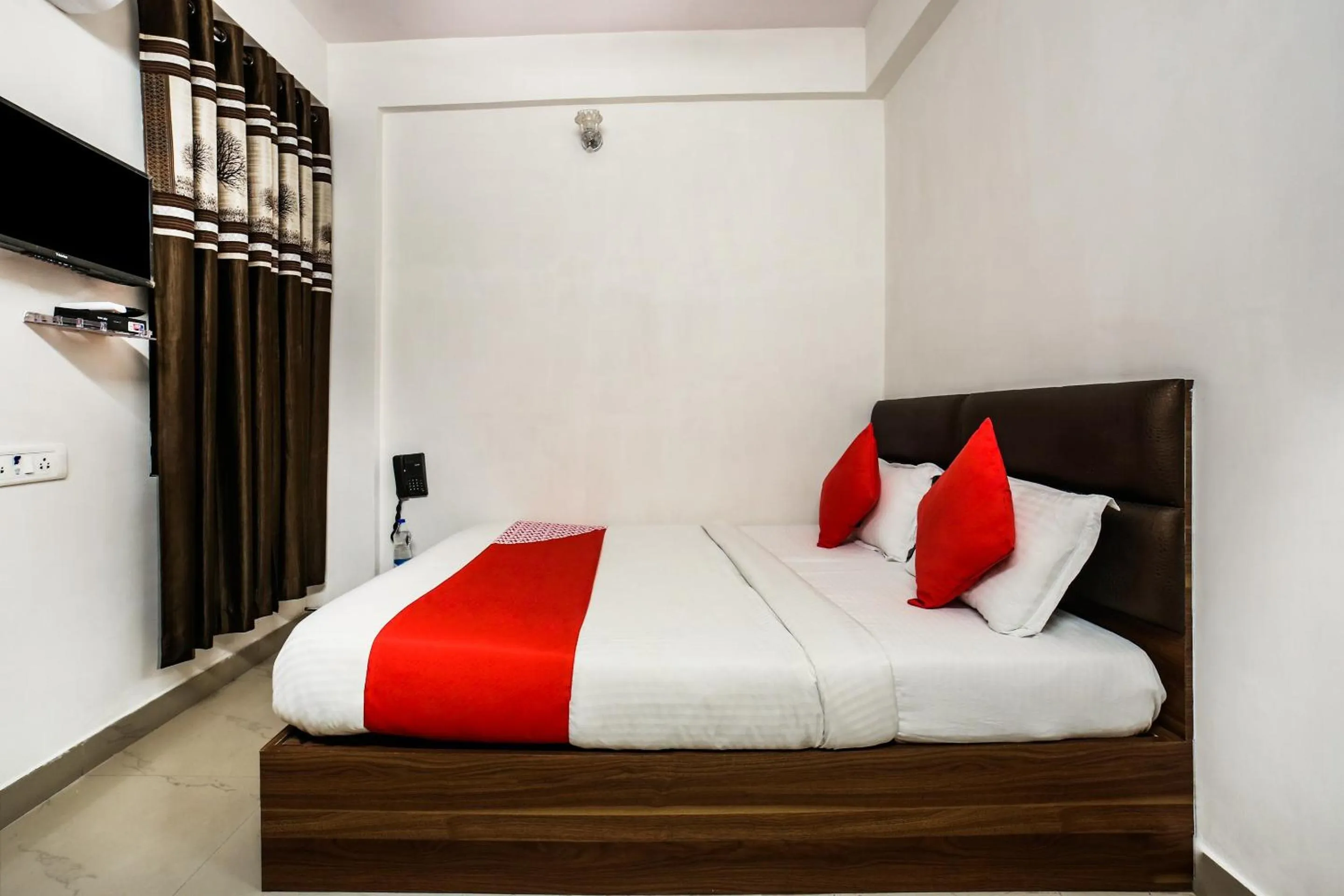 Bedroom in Hotel O AARAV HOTEL