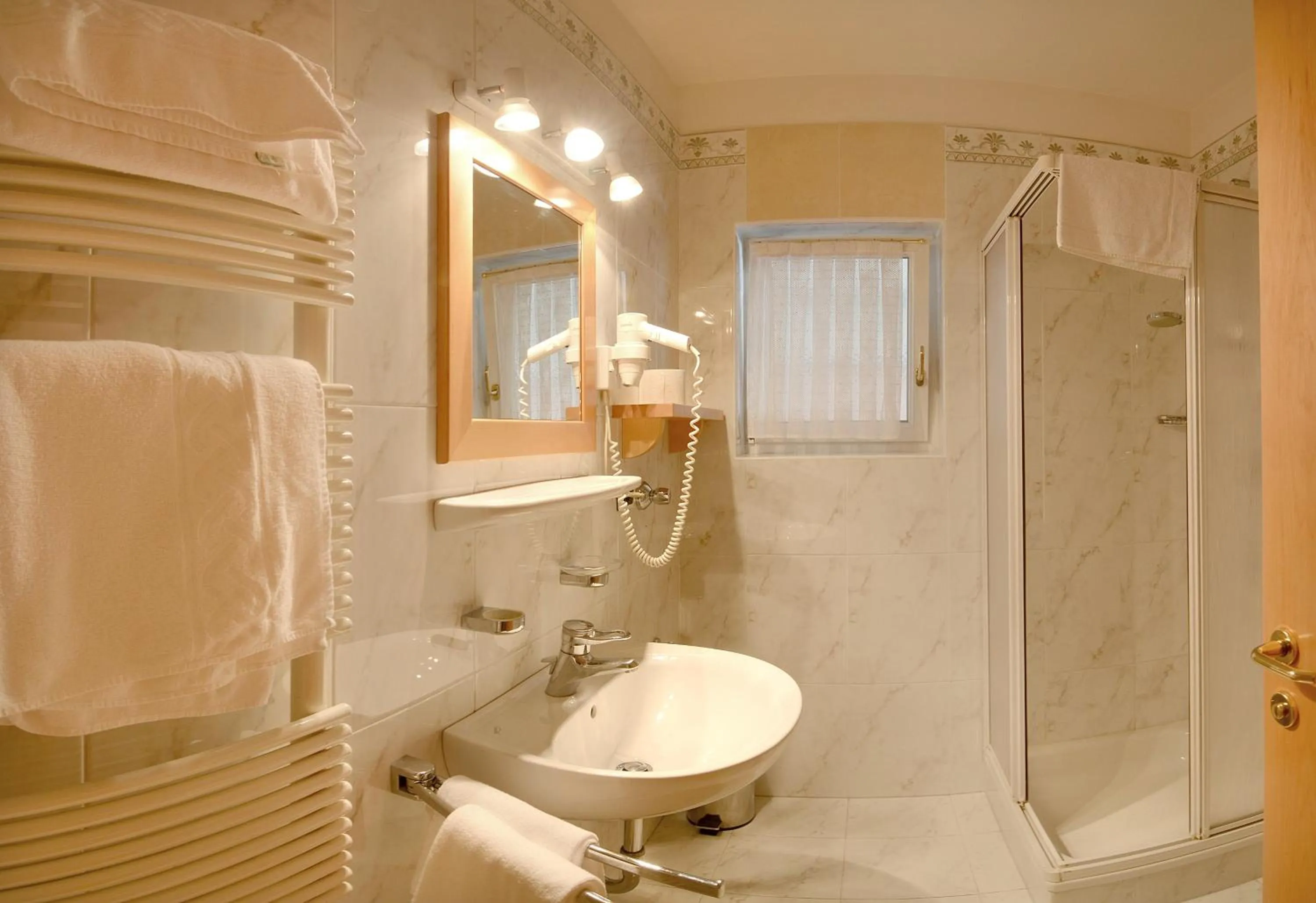 Bathroom in Hotel Garni Snaltnerhof