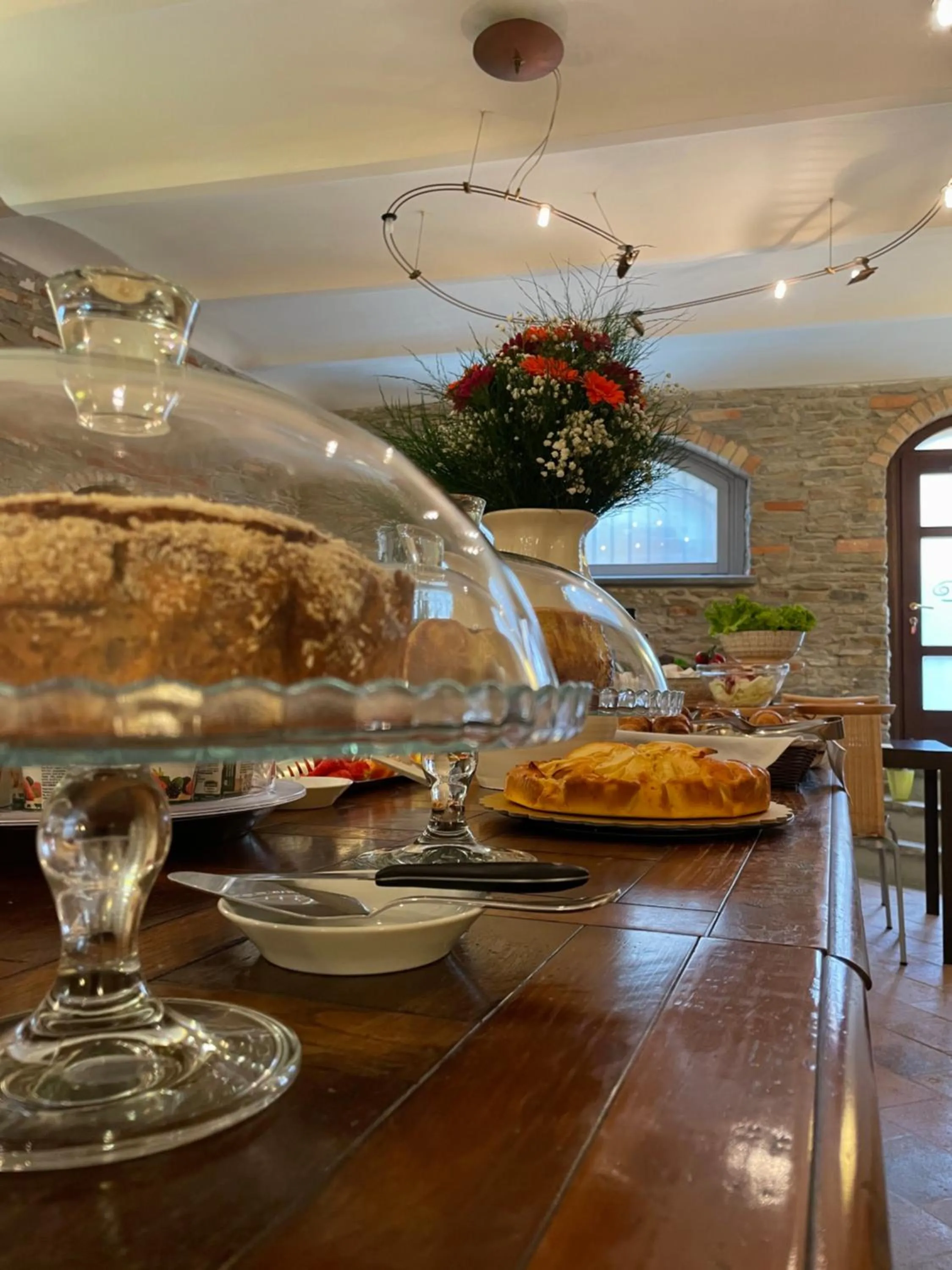 Buffet breakfast in Albergo Castiglione Langhe