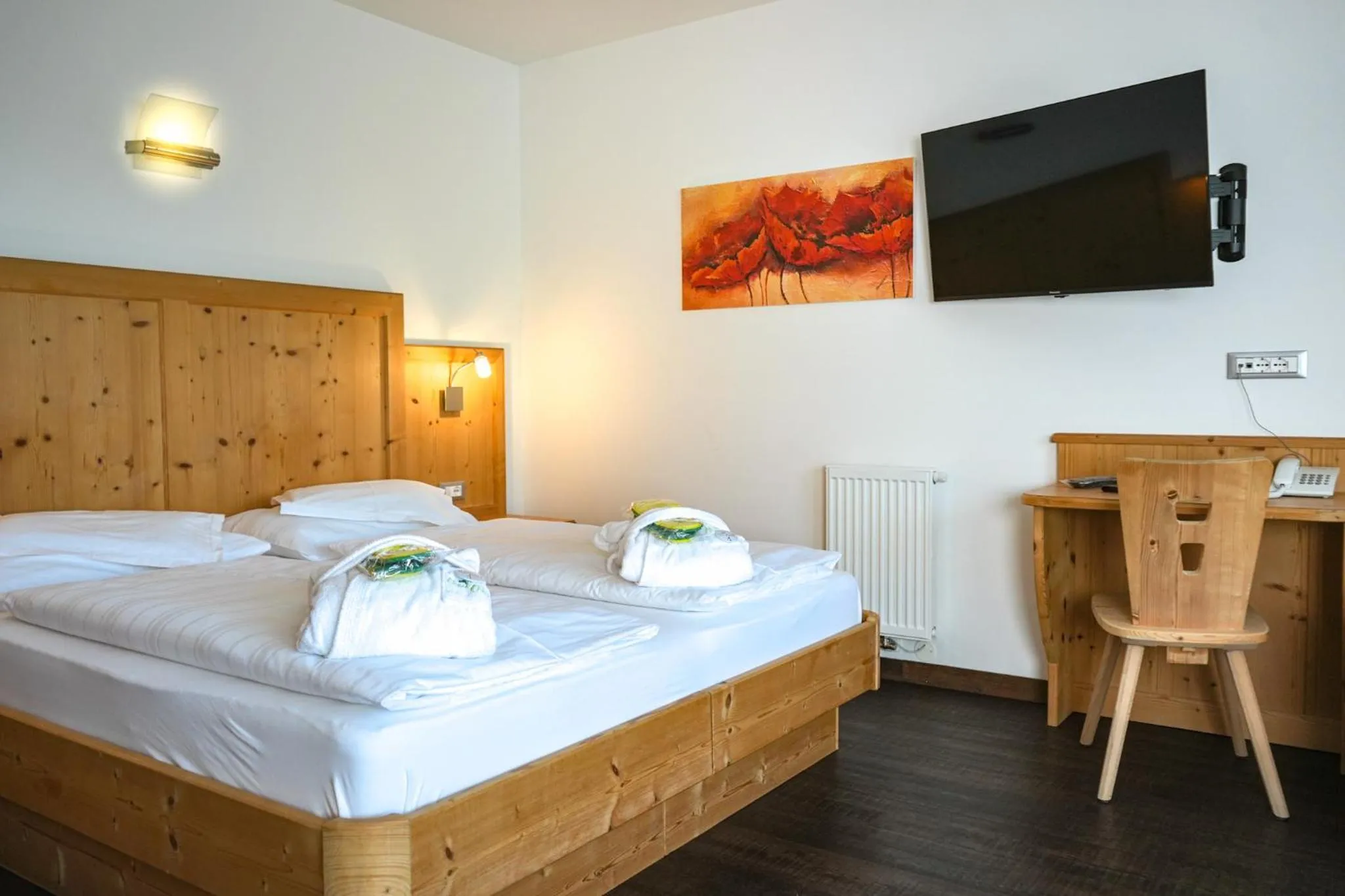 Photo of the whole room, Bed in Garni Hotel Bel Vert