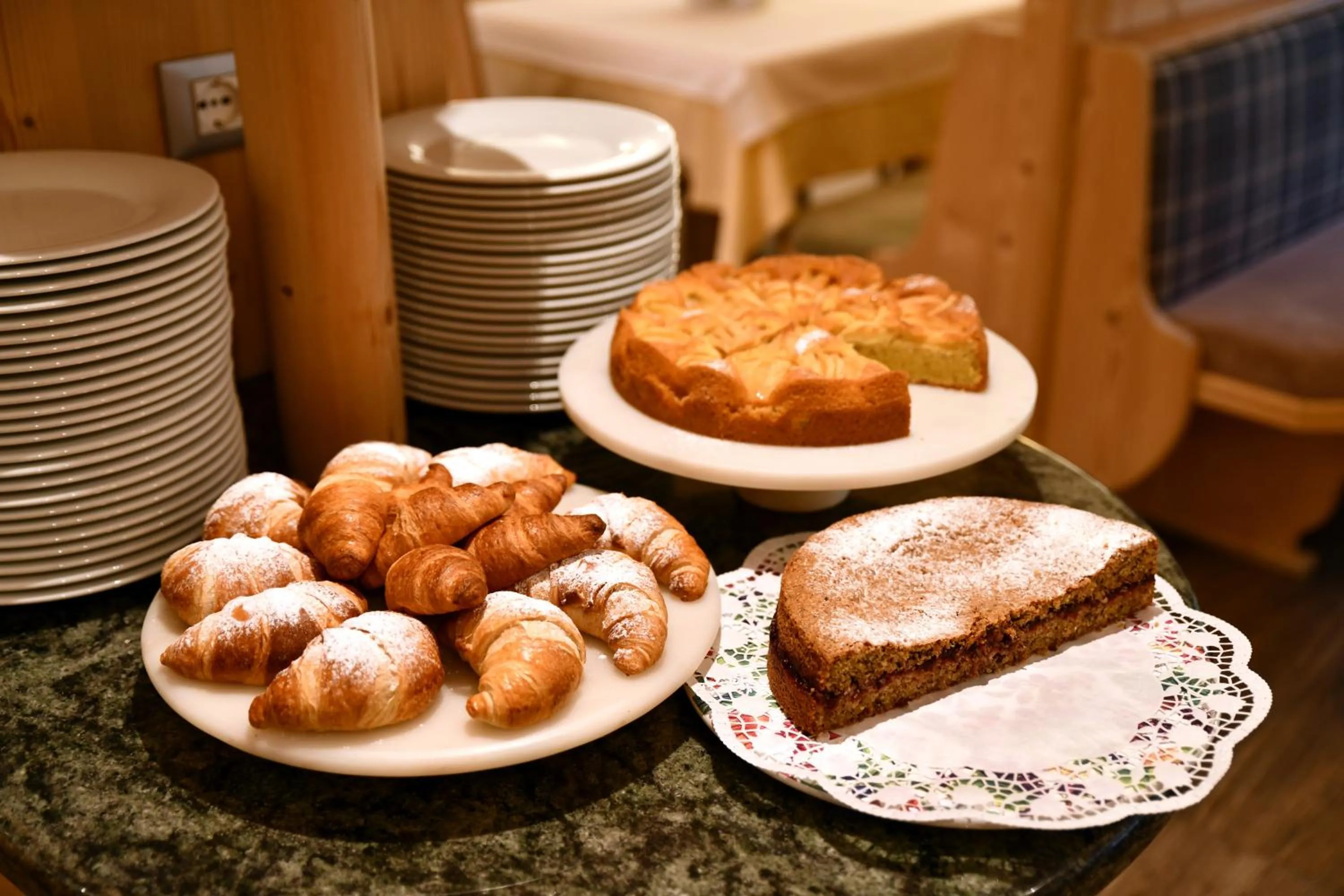 Breakfast in Garni Hotel Bel Vert