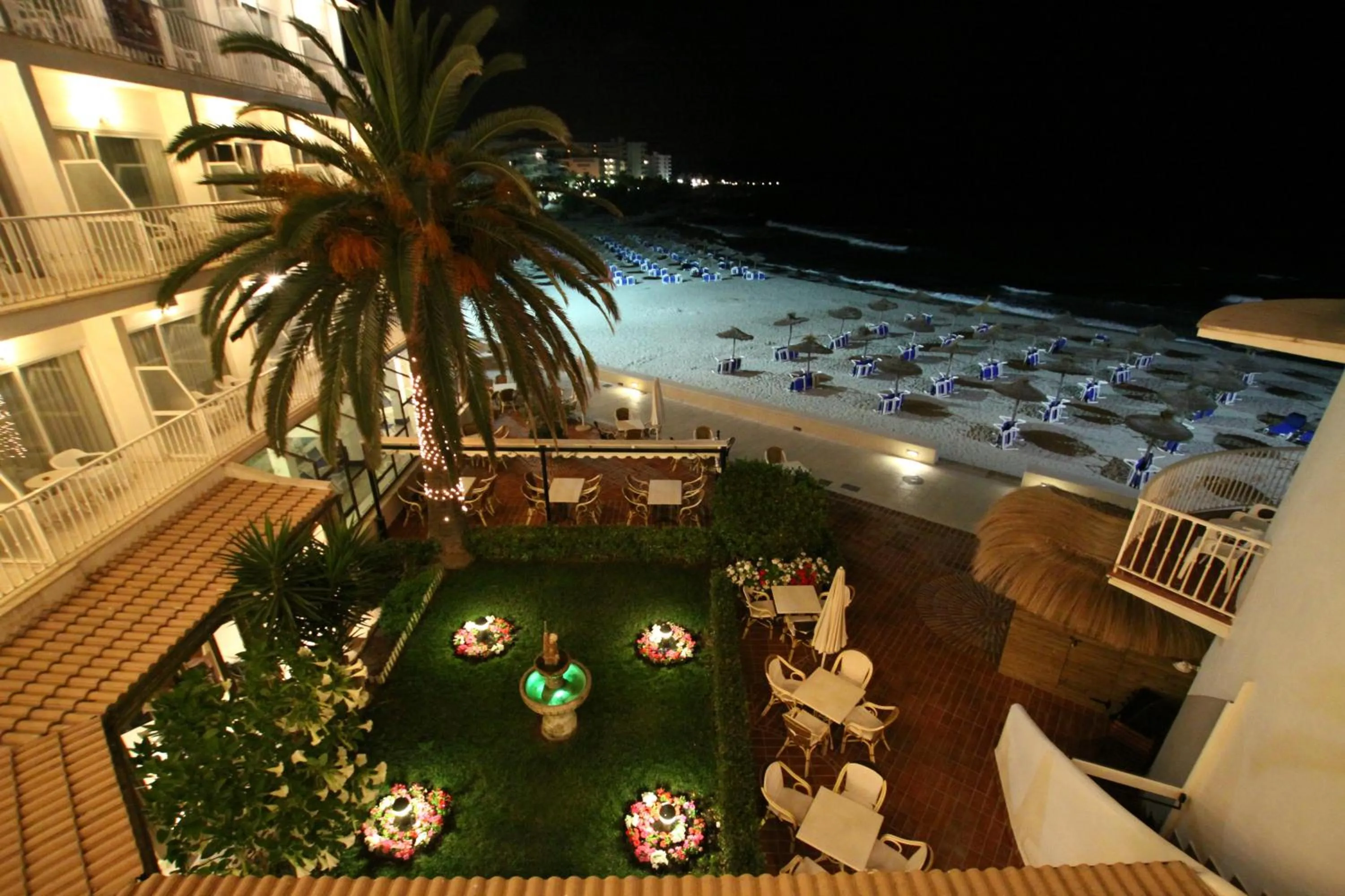 Garden view in Hotel Club S'Illot