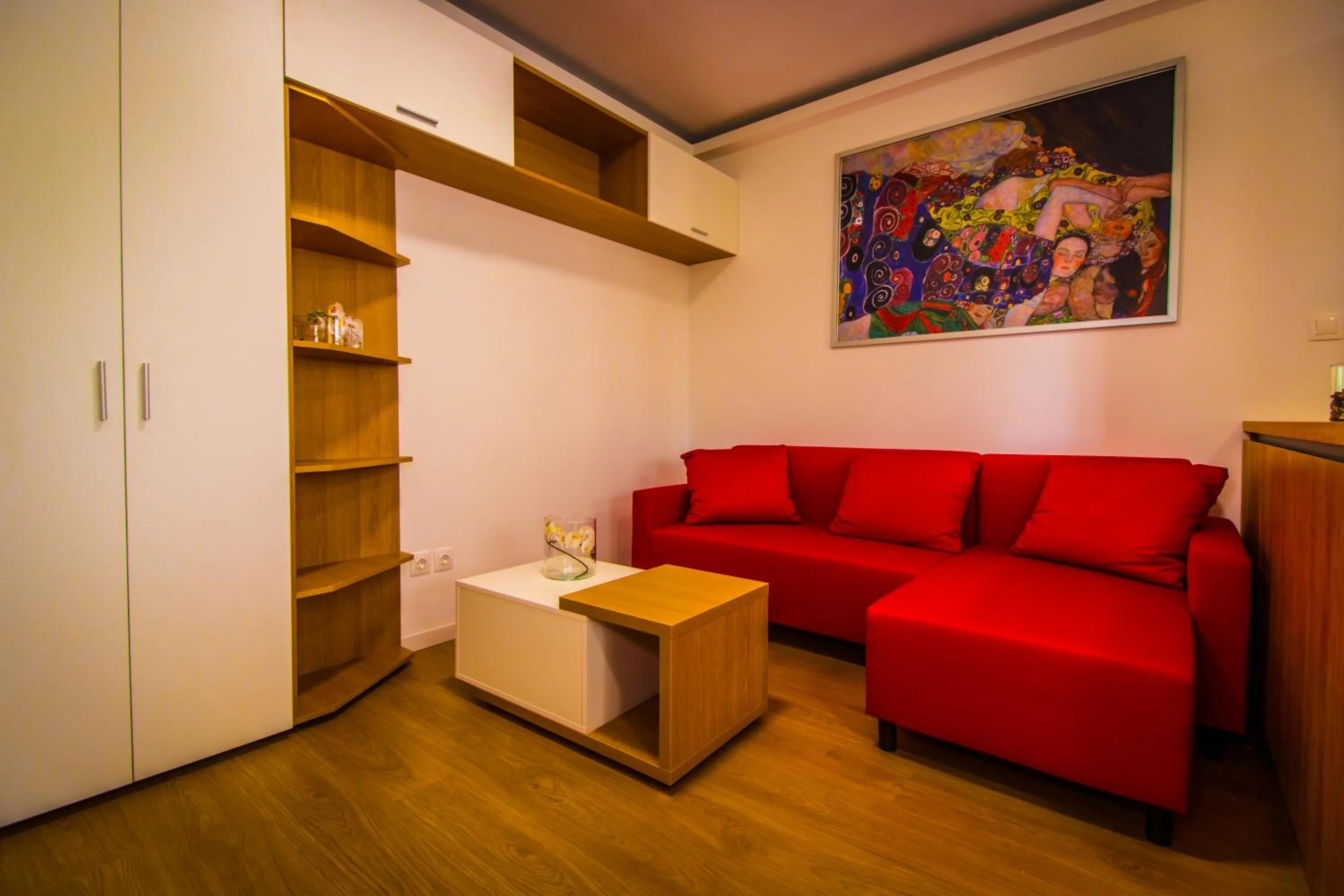 Living room in Top Trio Residence