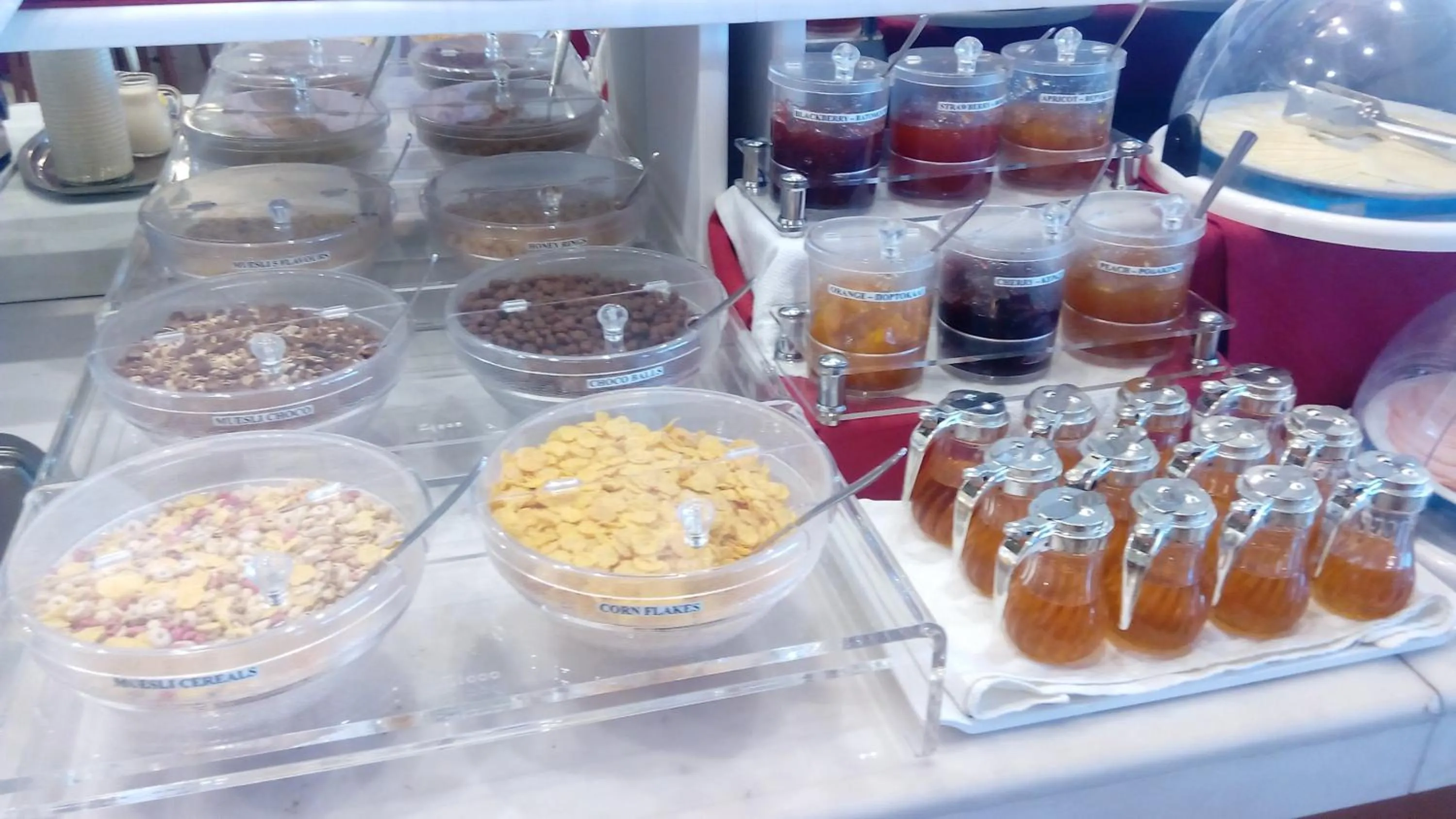 Food in Elektra Beach Hotel