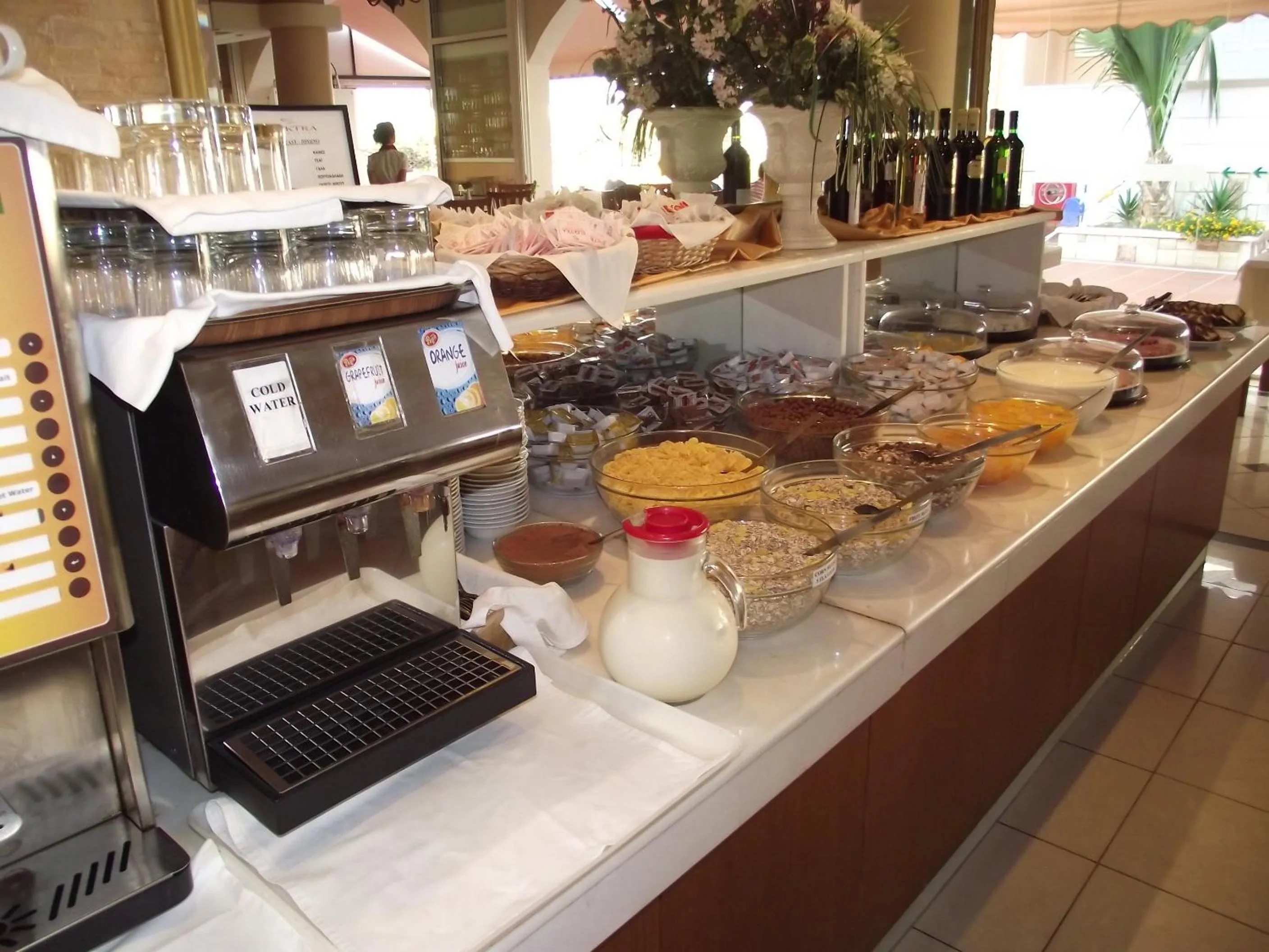 Food in Elektra Beach Hotel