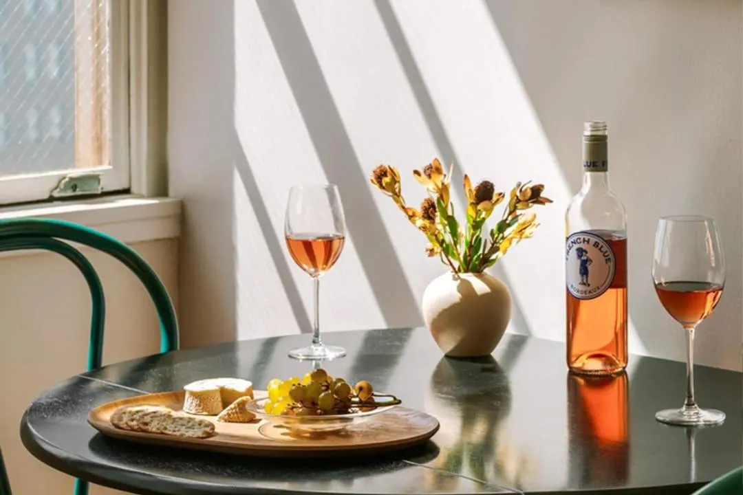 Roami at Duncan Plaza