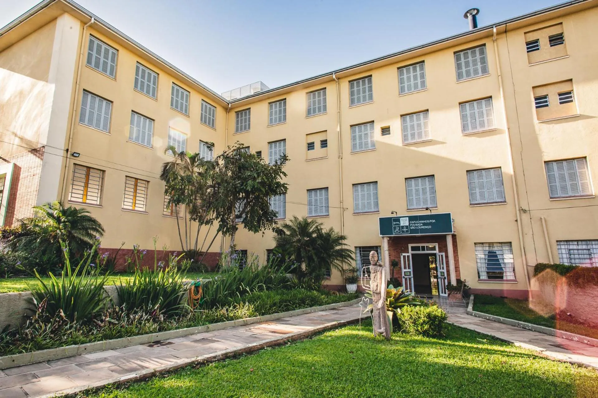 Property building in Hotel Pousada São Lourenço