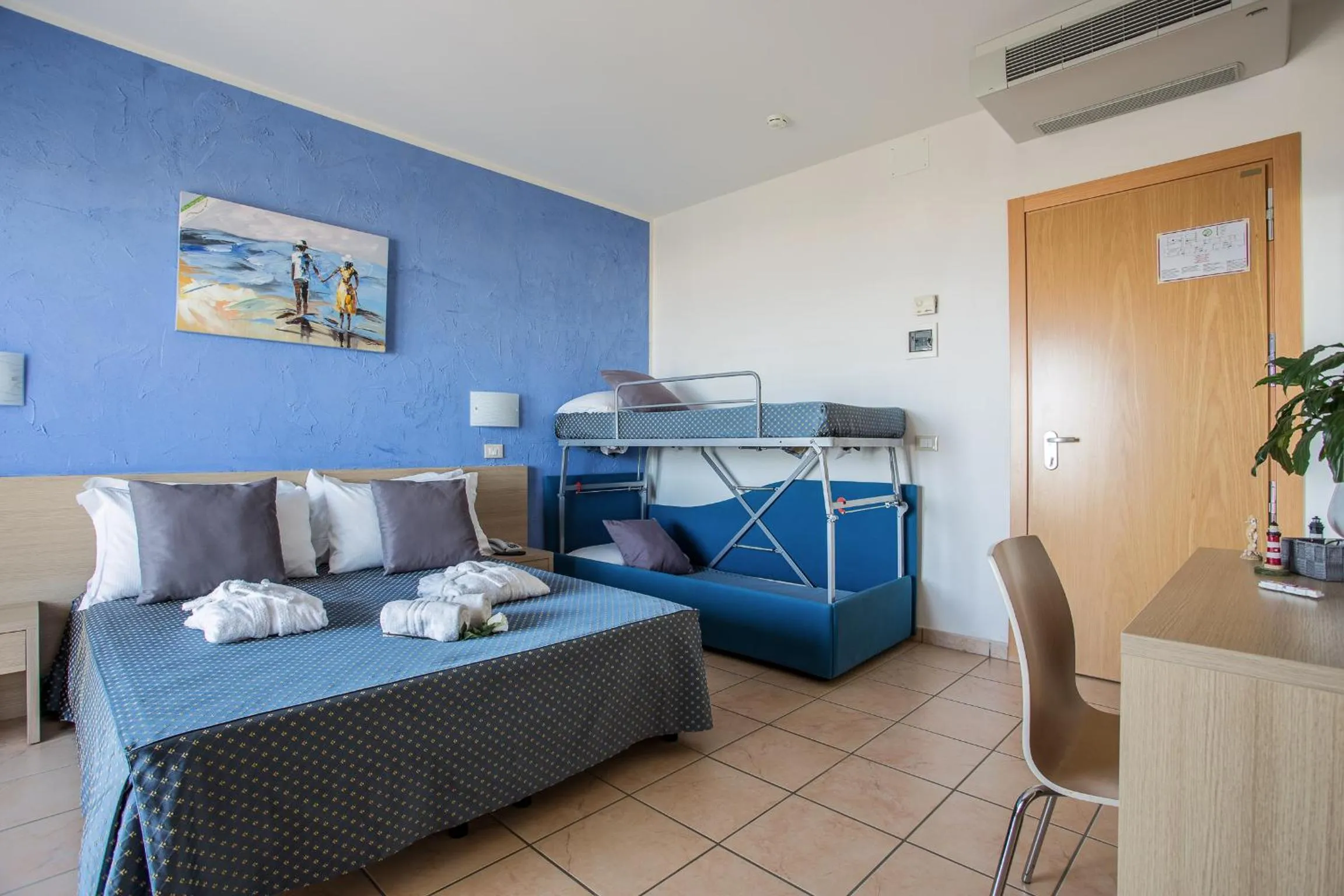 Bed in Hotel Souvenir - Koolibry Hotels