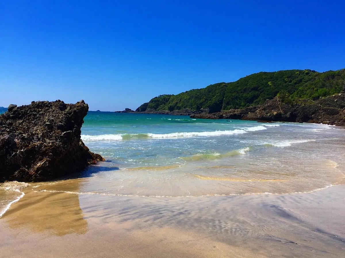 Beach in Oli Oli Guesthouse