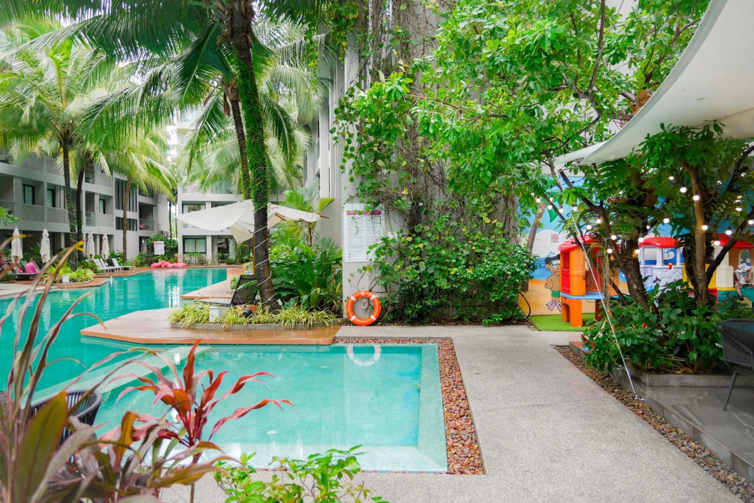 Garden in Diamond Resort Phuket Official Account