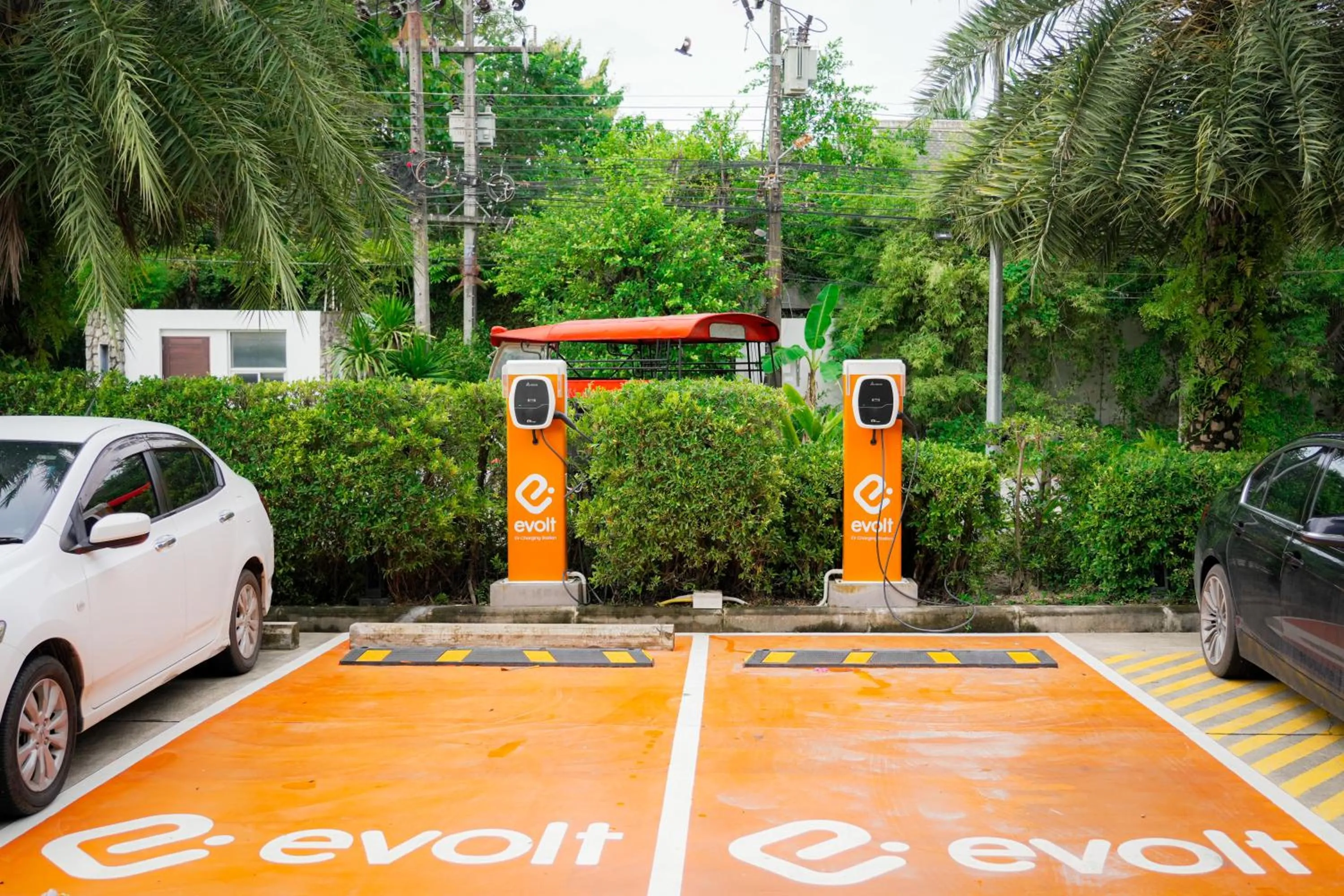 Parking in Diamond Resort Phuket Official Account