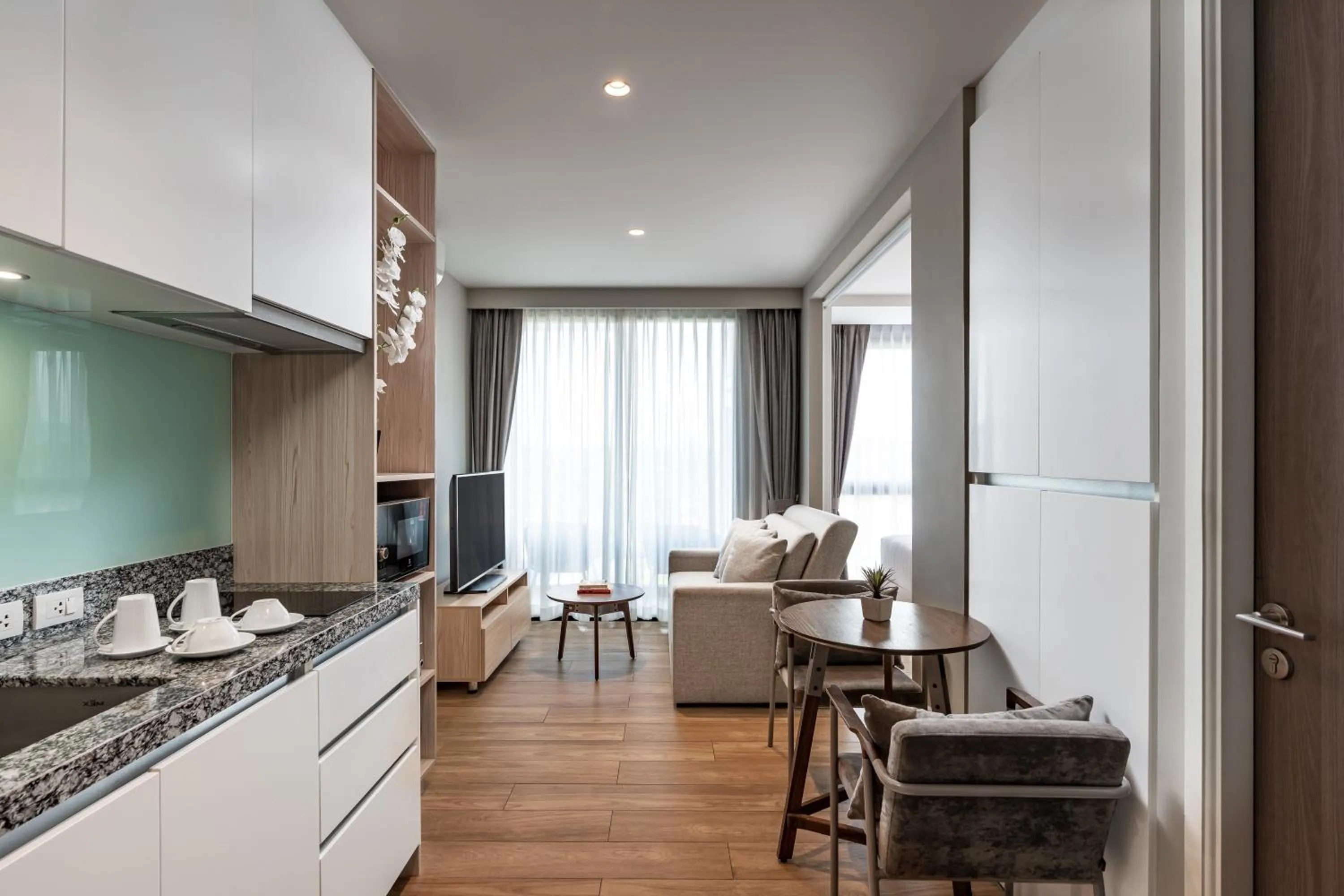 Deluxe Suite Double Pool View in Diamond Resort Phuket Official Account