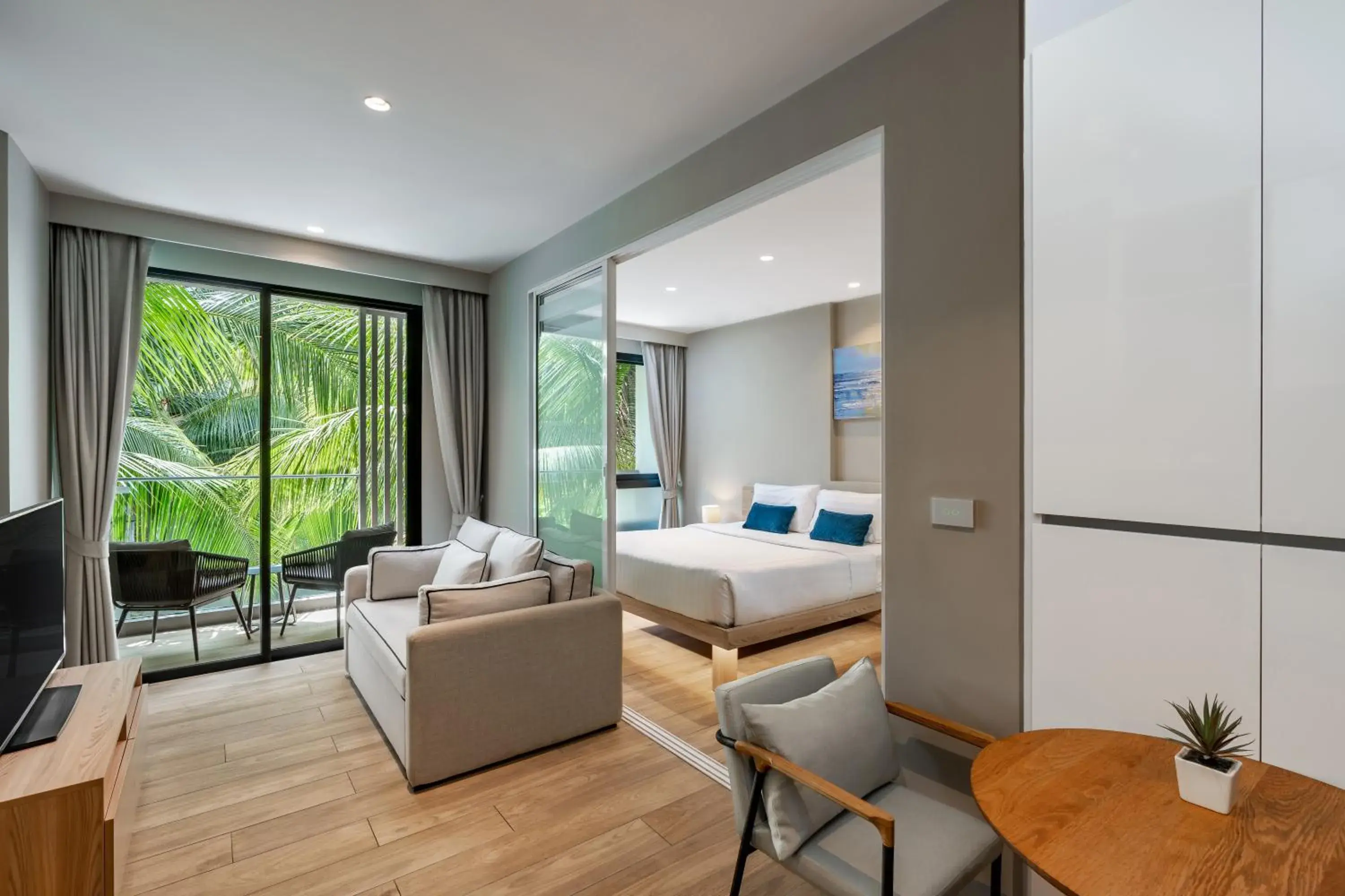 Grand Deluxe Suite Pool View in Diamond Resort Phuket Official Account Grand Deluxe Suite Pool View in Diamond Resort Phuket Official Account