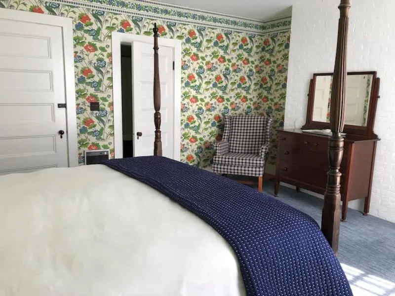 Bedroom, Bed in Harbourside Inn