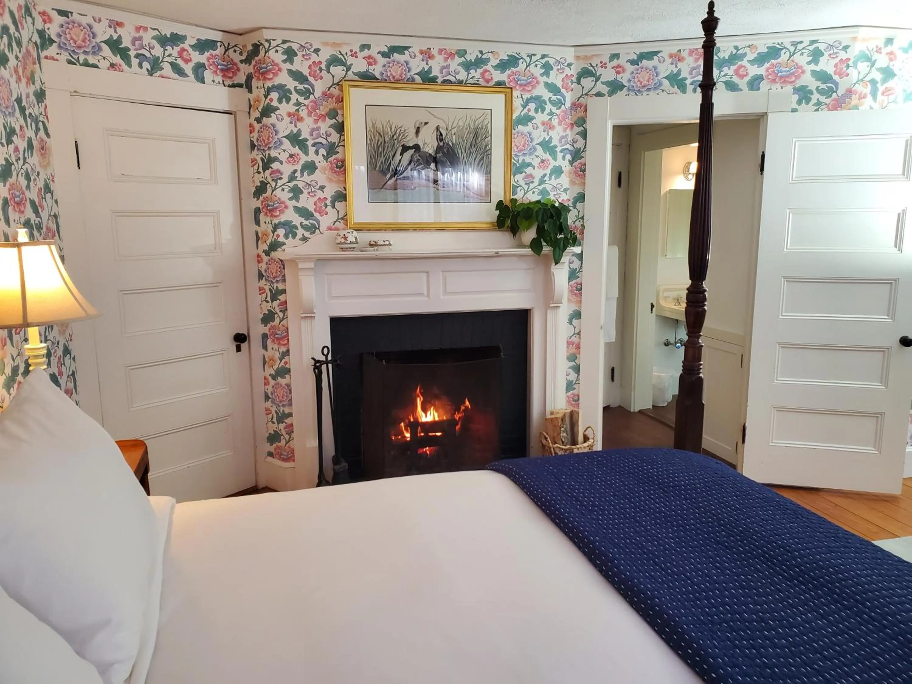 Bedroom, Bed in Harbourside Inn