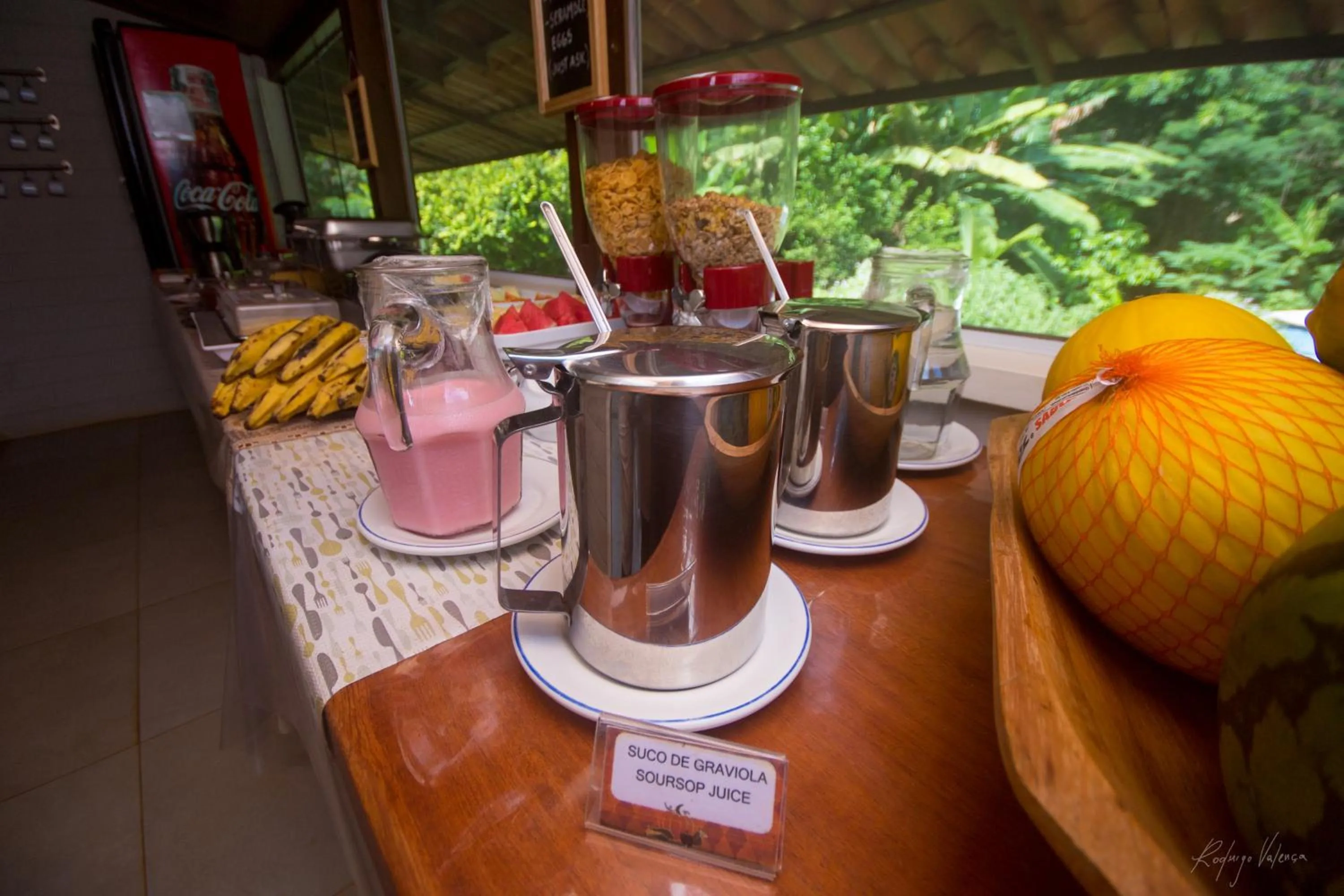 Buffet breakfast in Pousada Seu Dodó