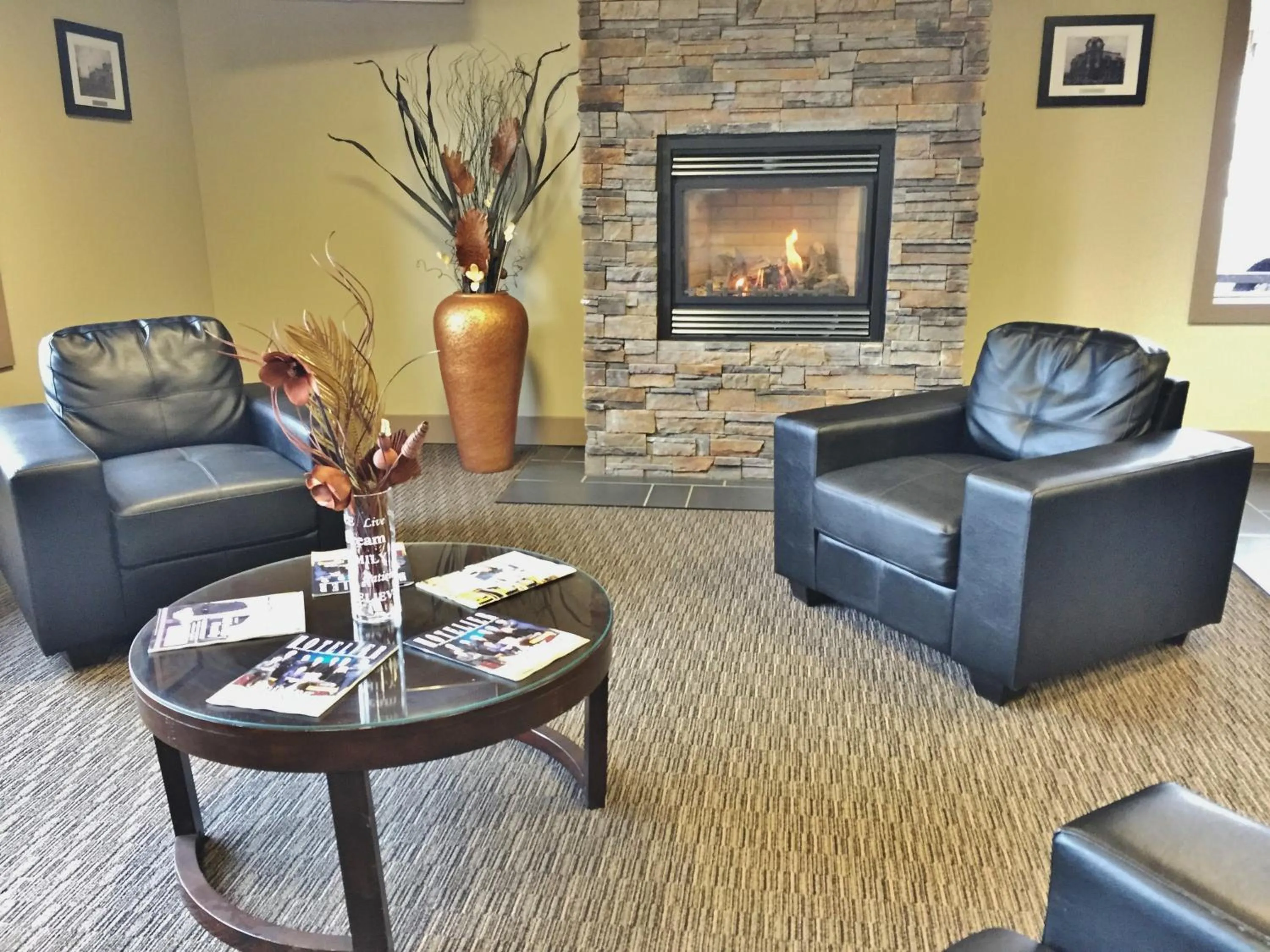 Lobby or reception in BCMInns - Lloydminster