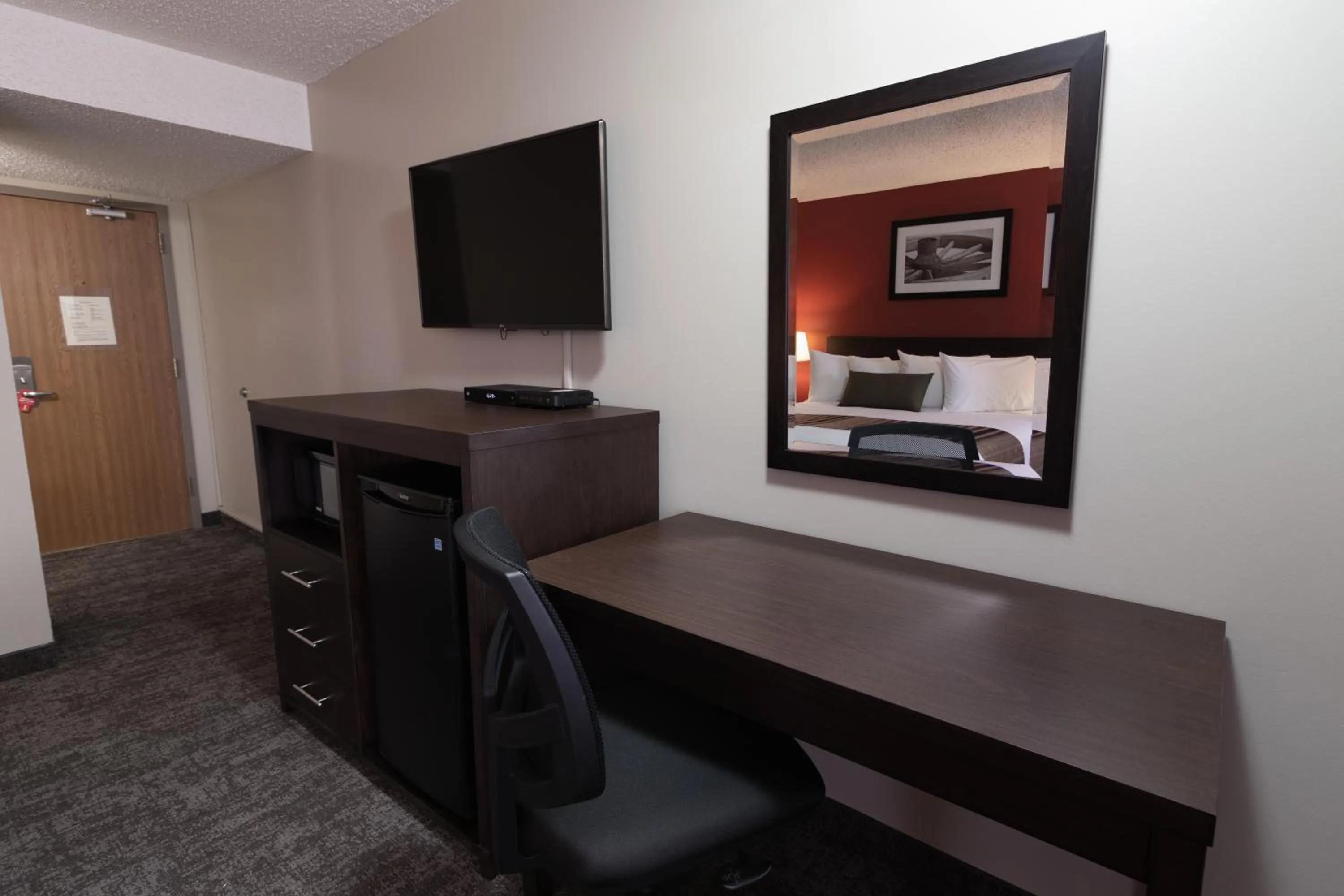 TV and multimedia in BCMInns - Lloydminster