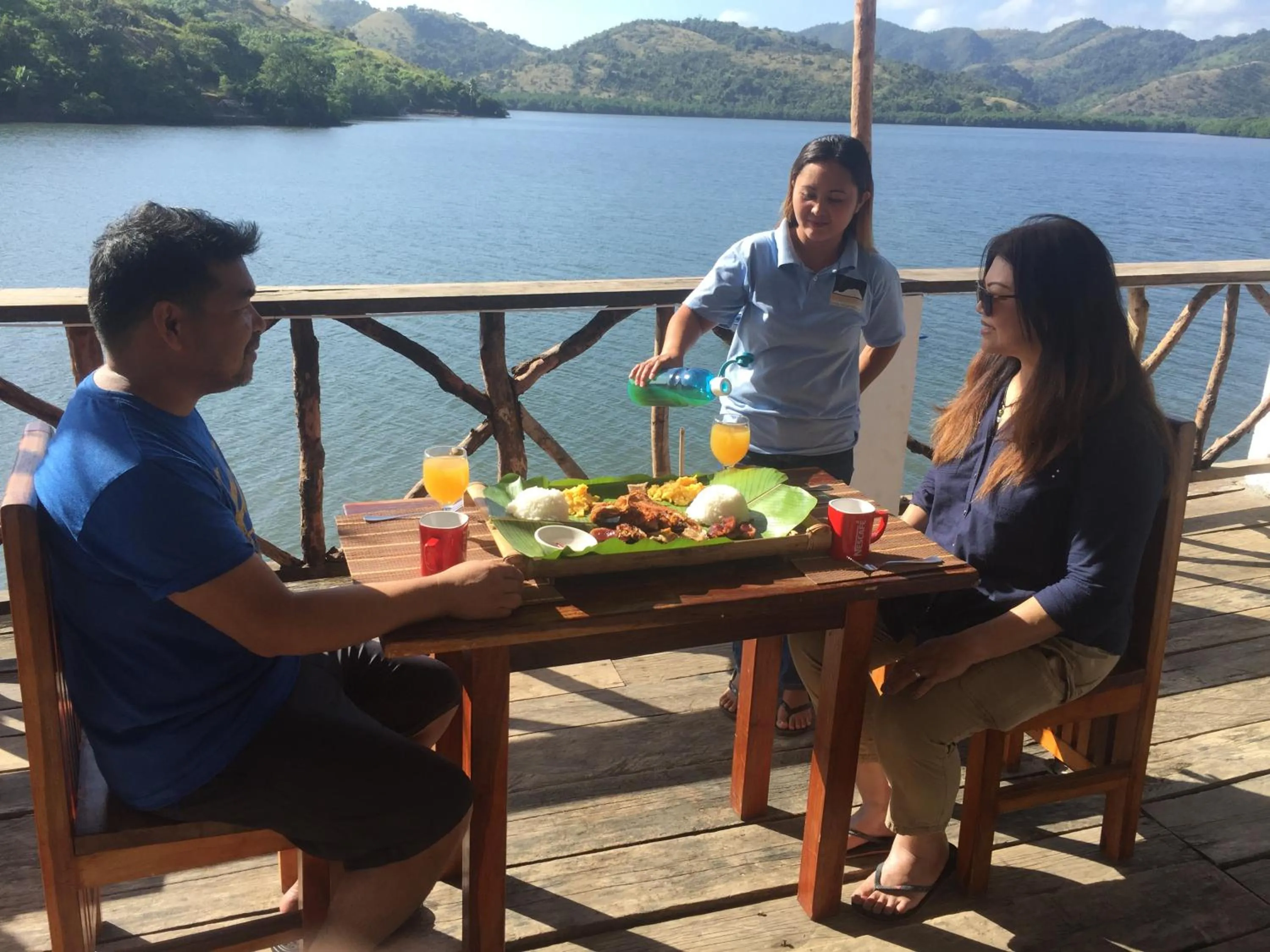 Breakfast in Borac Bay Bungalows Hotel and Resort