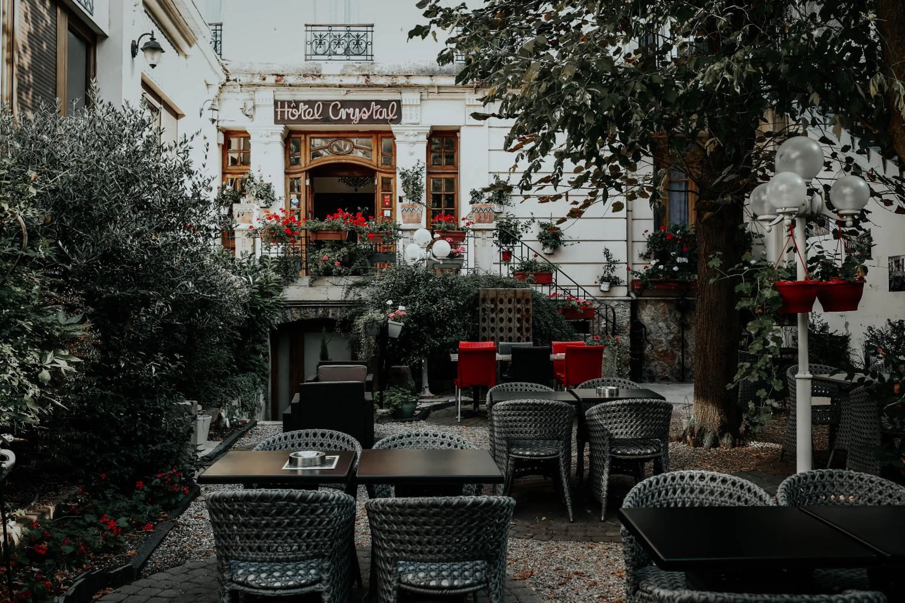 Balcony/Terrace in Hôtel Crystal Reims Centre