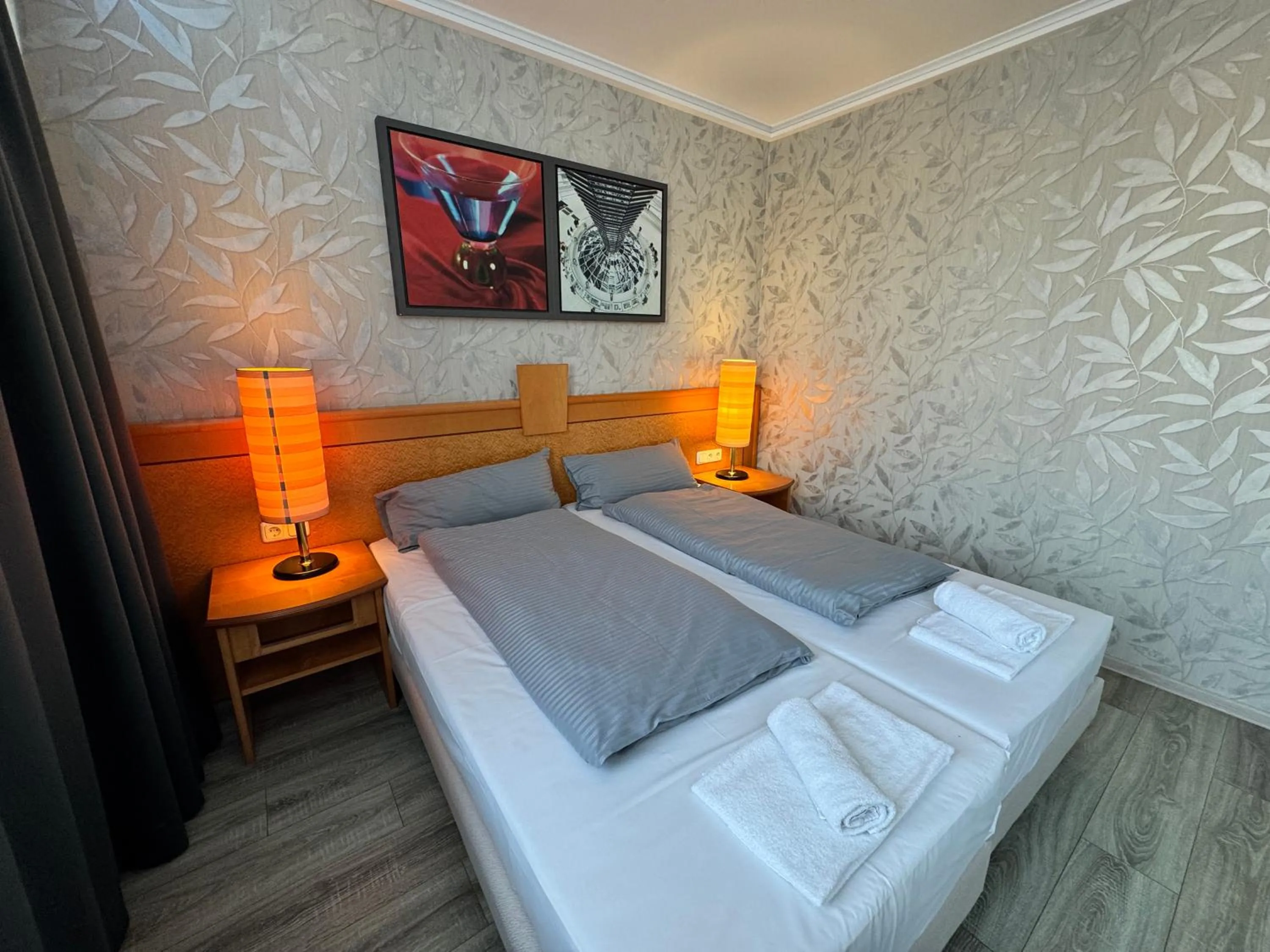 Bed in Parkhotel Viktoria