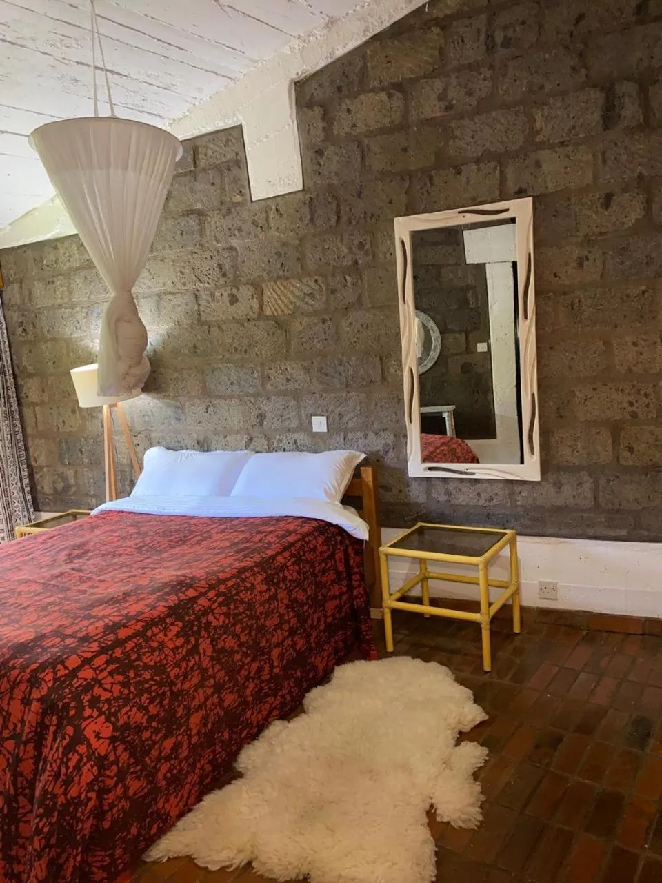 Bedroom, Bed in Villa Rock Stop Falls Gigiri