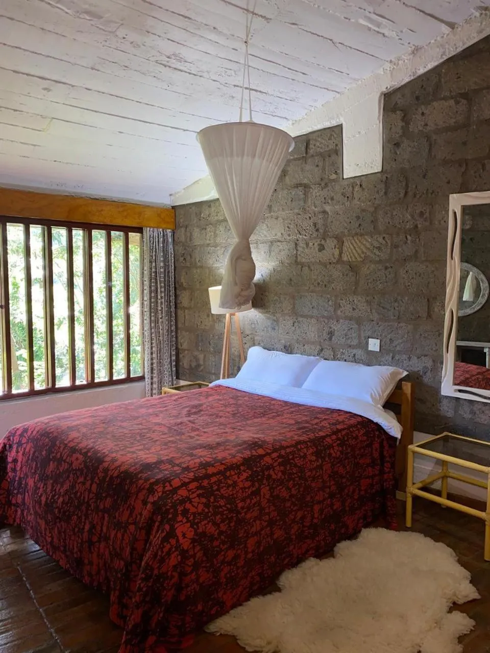 Bedroom, Bed in Villa Rock Stop Falls Gigiri