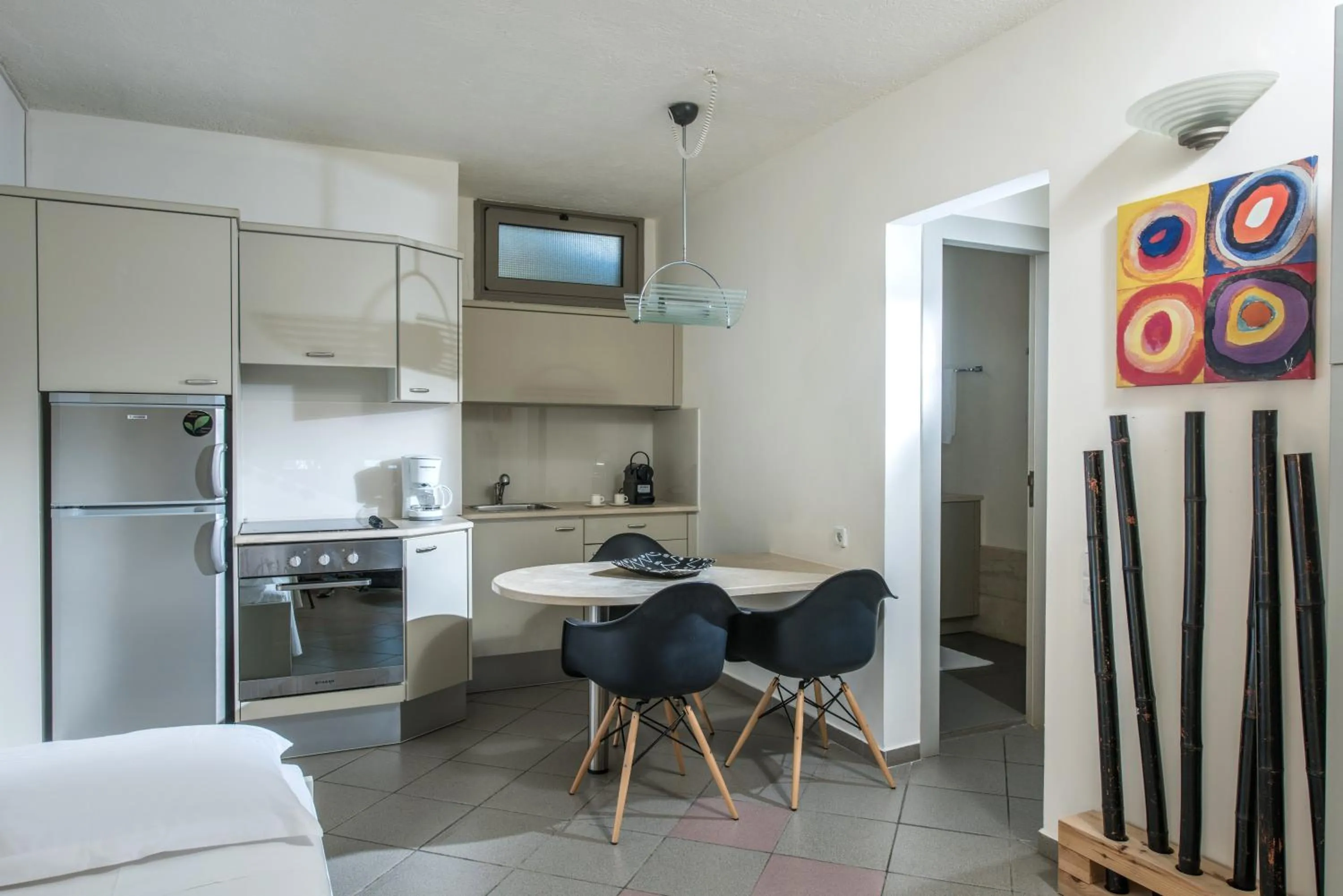 Kitchen or kitchenette in Skajado Holiday Apartments