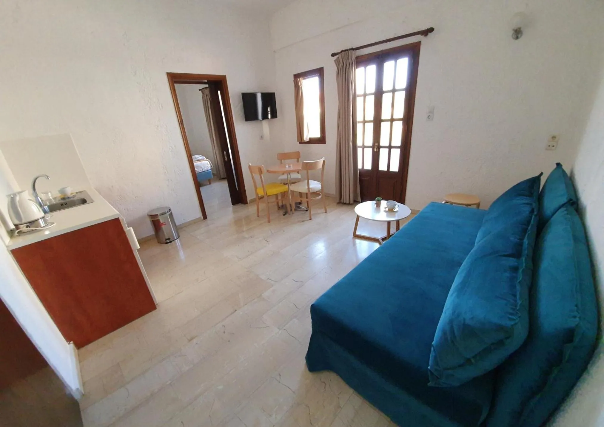 TV and multimedia in Arhodiko Hotel