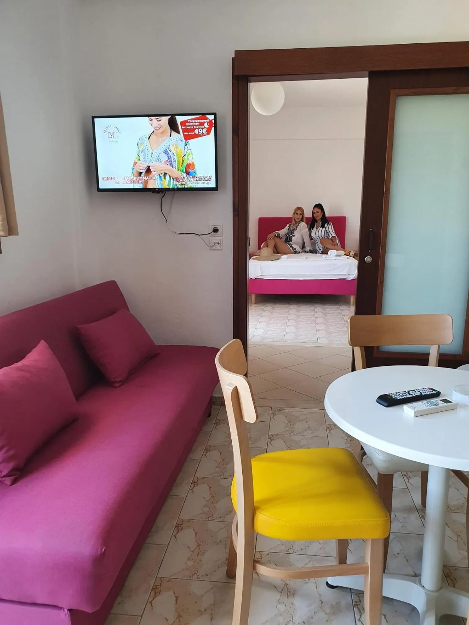 TV and multimedia, Bed in Arhodiko Hotel