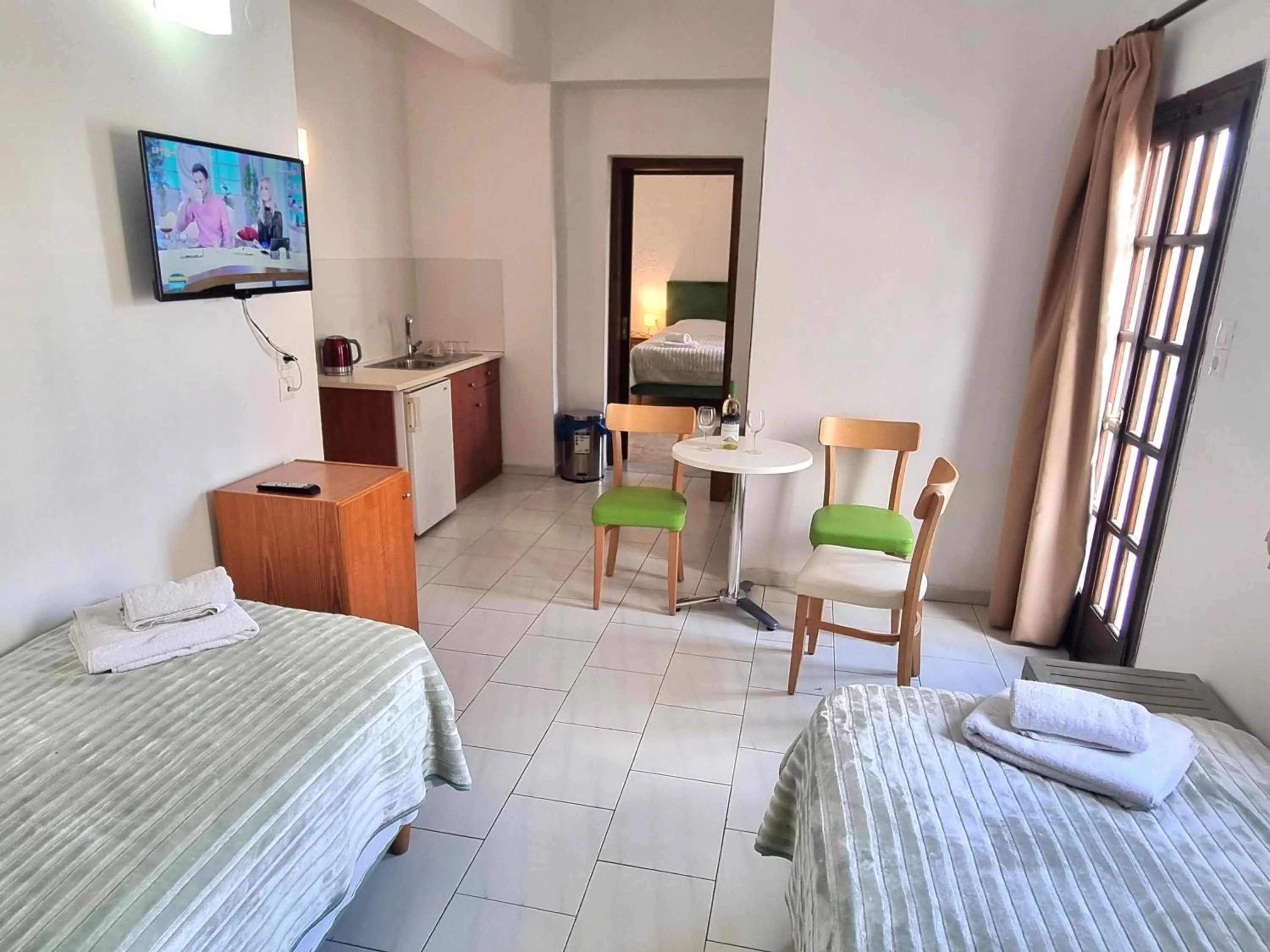 Bedroom, Bed in Arhodiko Hotel