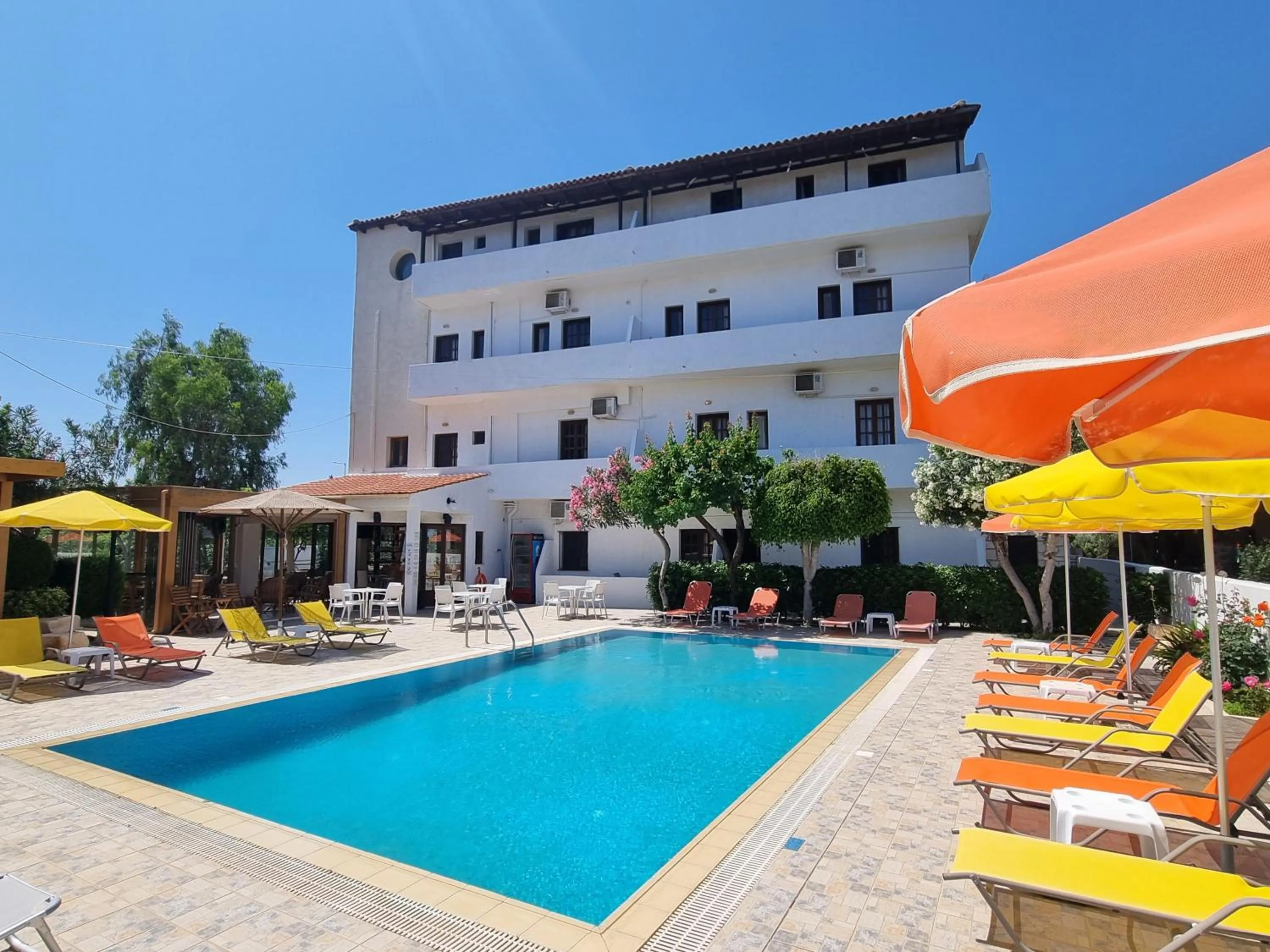 Property building in Arhodiko Hotel