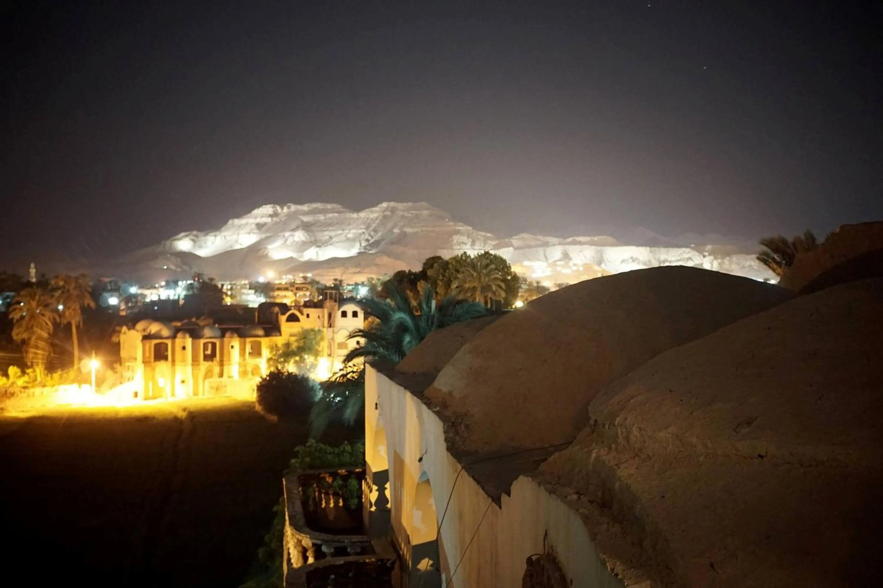 Mountain view in Cleopatra Hotel Luxor
