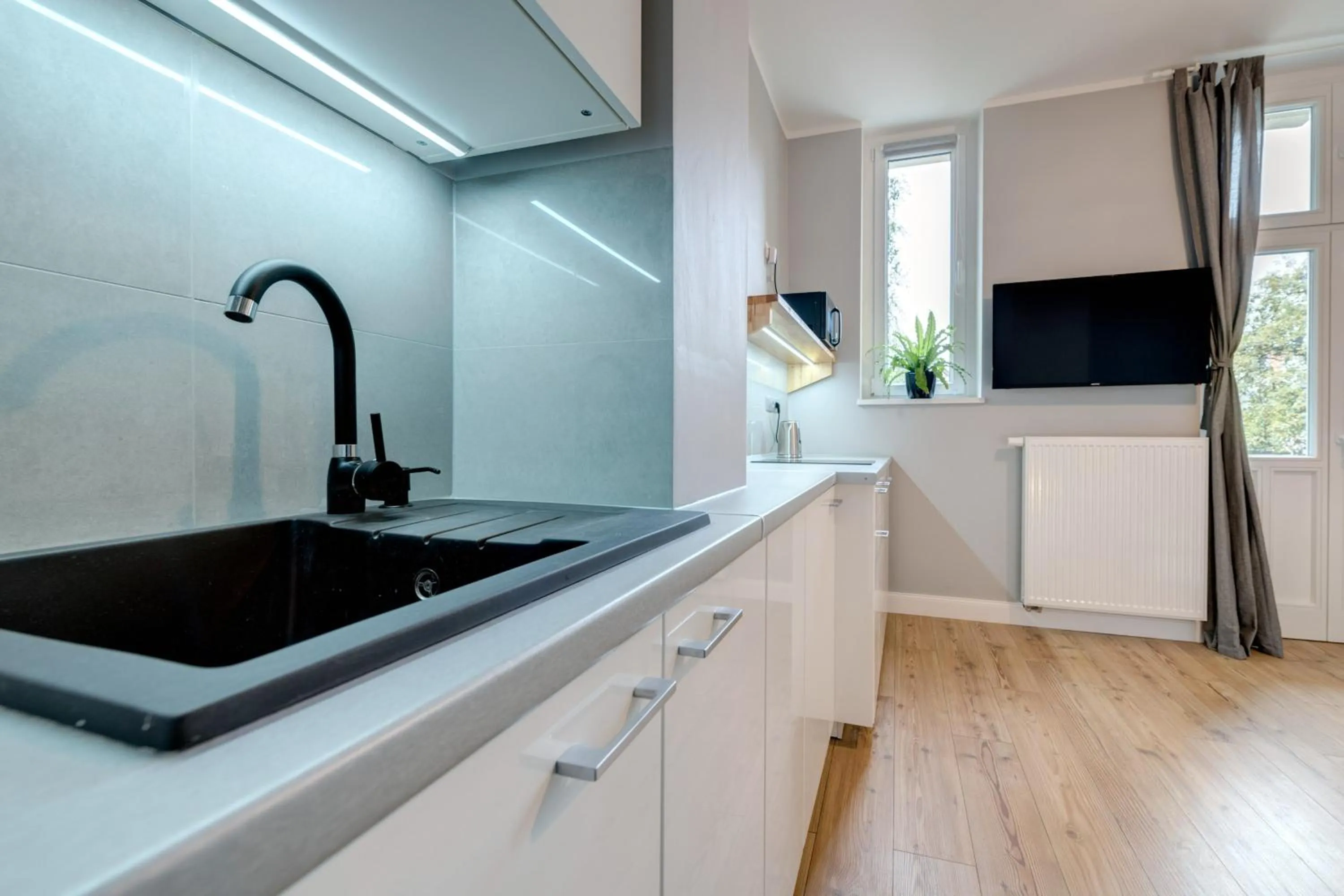 TV and multimedia in Dom & House - Apartments Podjazd Central Sopot