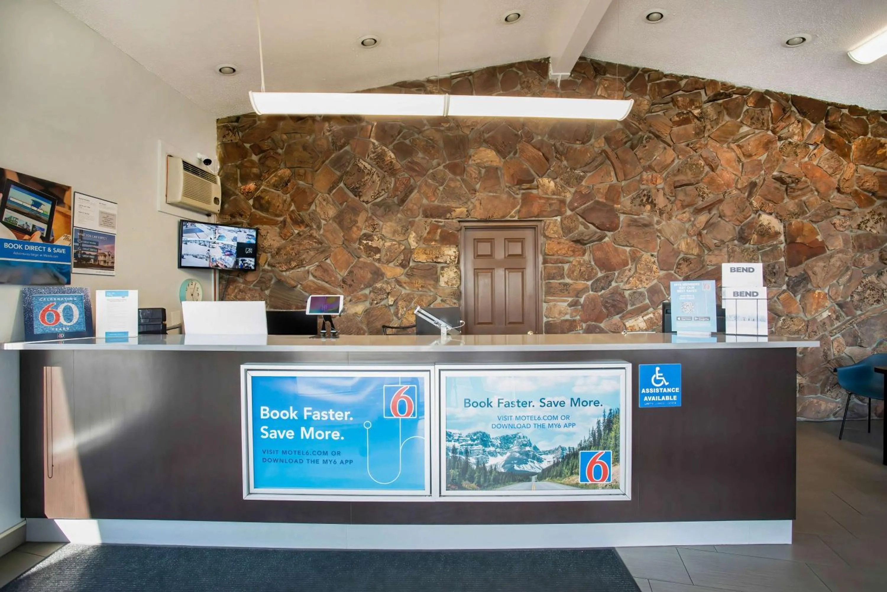 Lobby or reception in Motel 6-Bend, OR