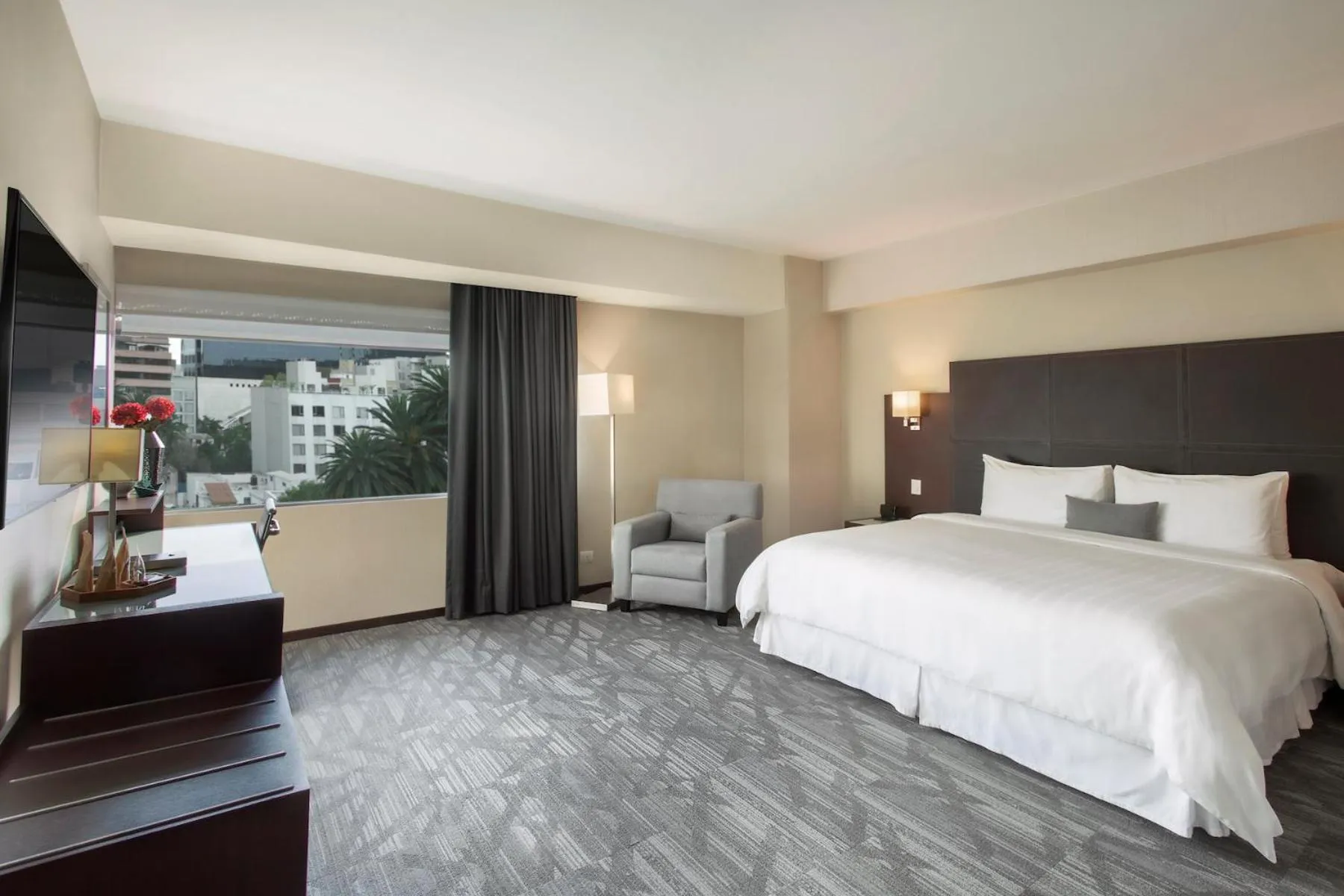 Bedroom, Bed in Hotel Novit