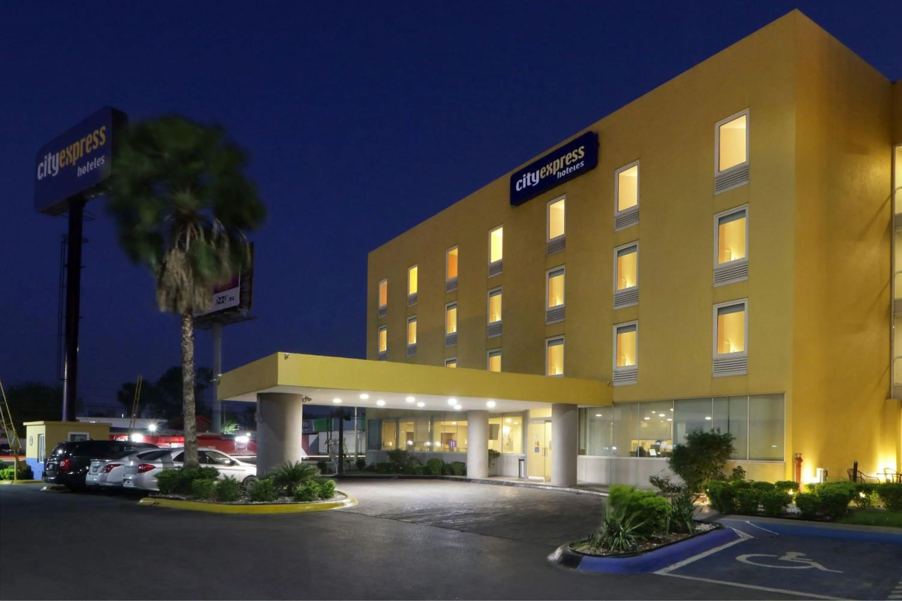 Property building in City Express by Marriott Nuevo Laredo