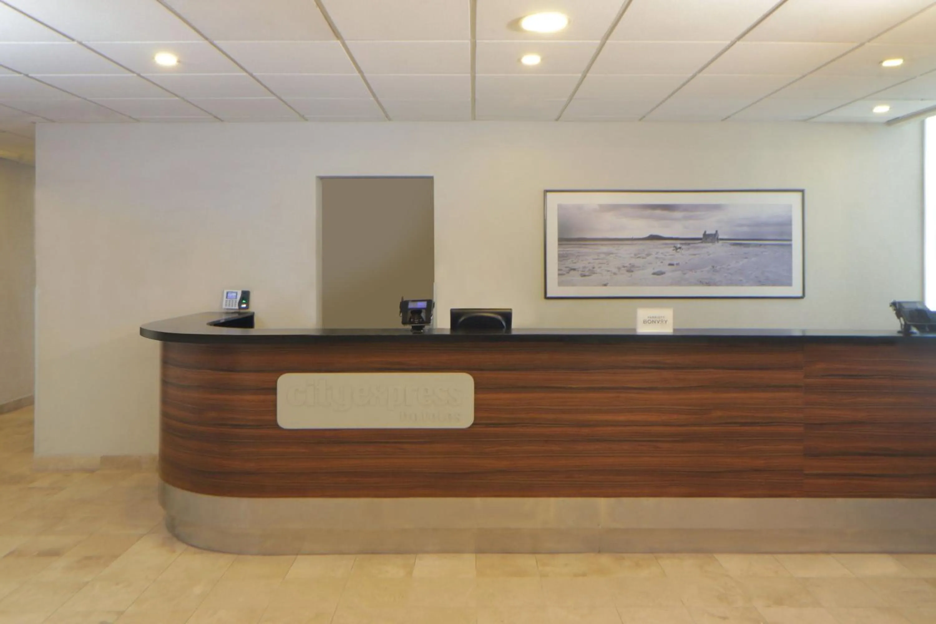 Lobby or reception in City Express by Marriott Nuevo Laredo