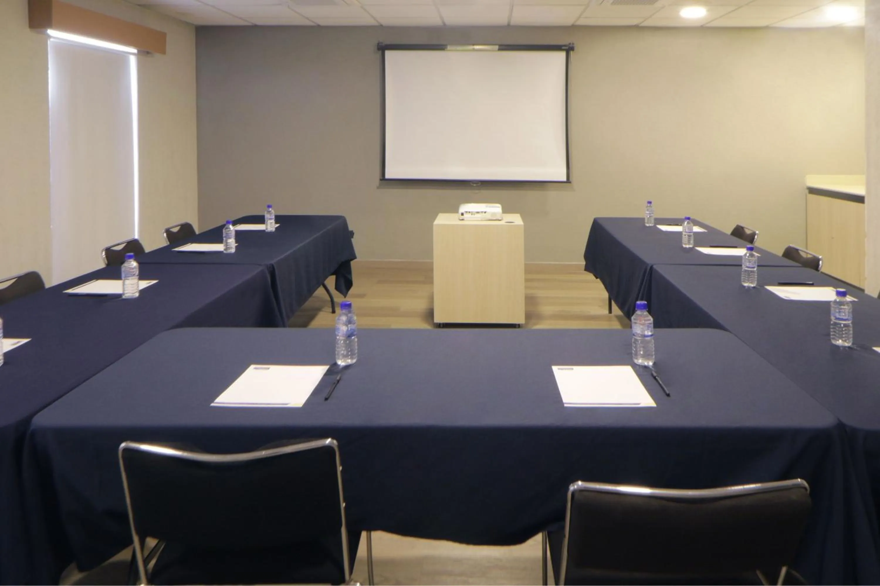 Meeting/conference room in City Express by Marriott Nuevo Laredo
