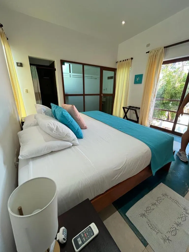 Standard Double or Twin Room in Cormorant Beach House