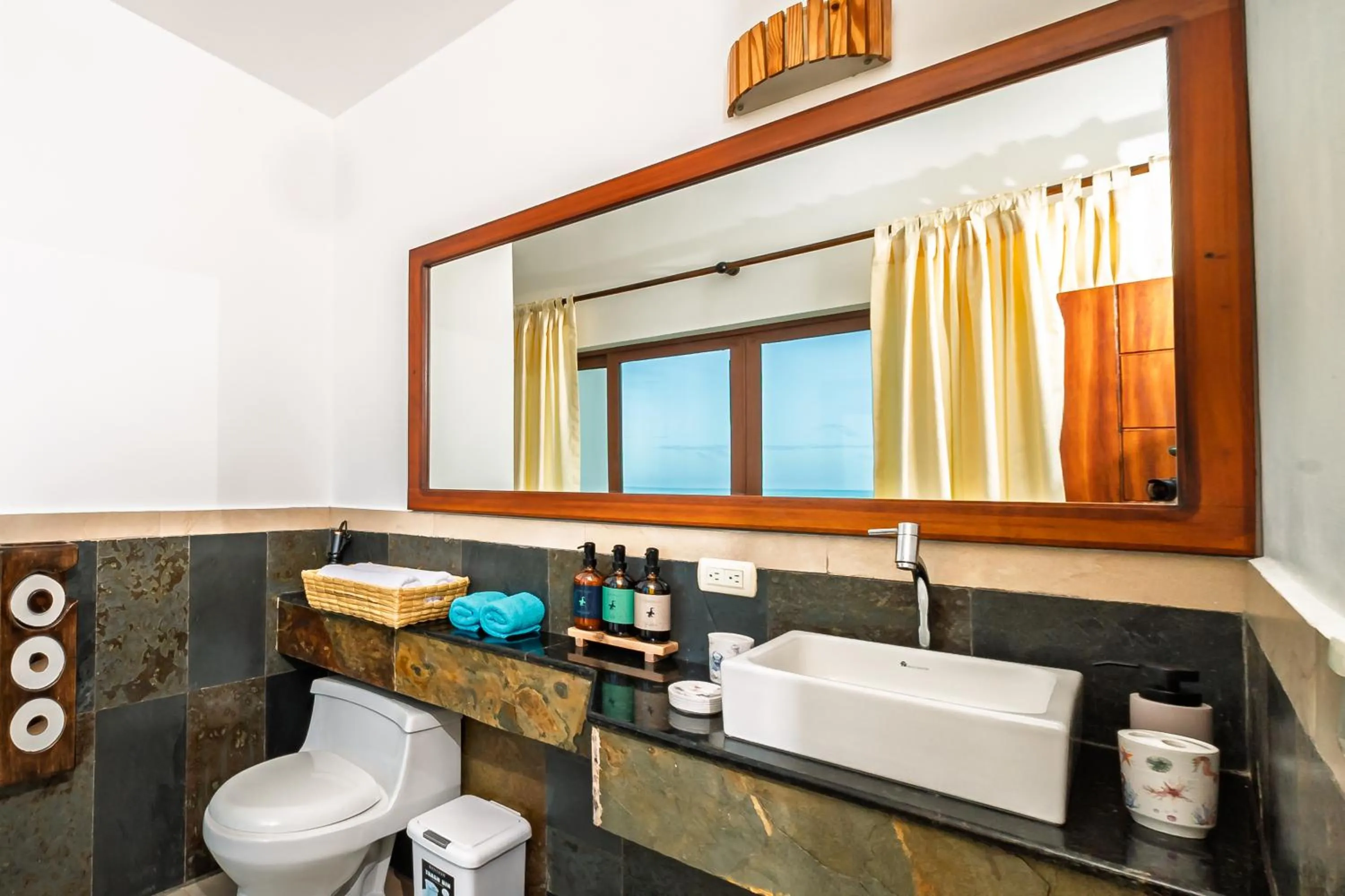 Bathroom in Cormorant Beach House