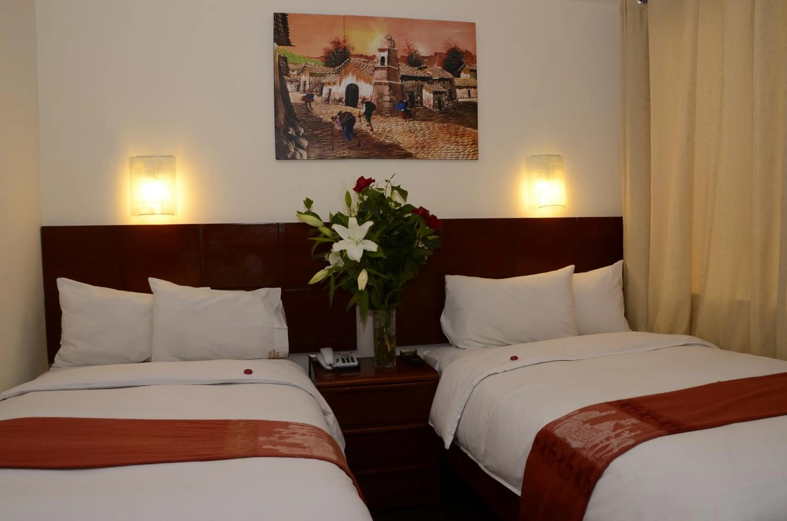 Photo of the whole room, Bed in Golden Inca Hotel